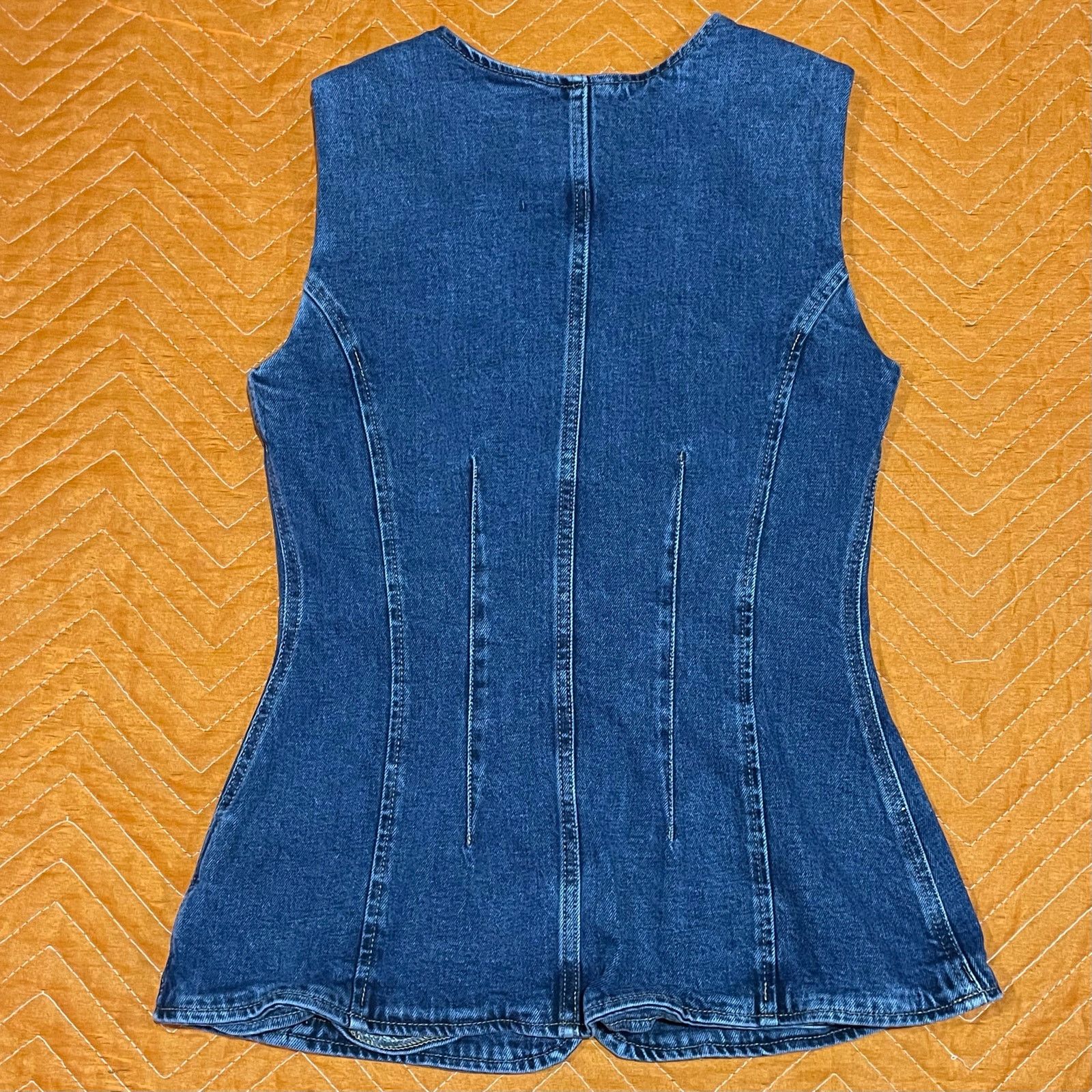 Other Amazon Essentials Button-Down Denim Vest Size M / US 6-8 / IT 42-44 - 2 Thumbnail