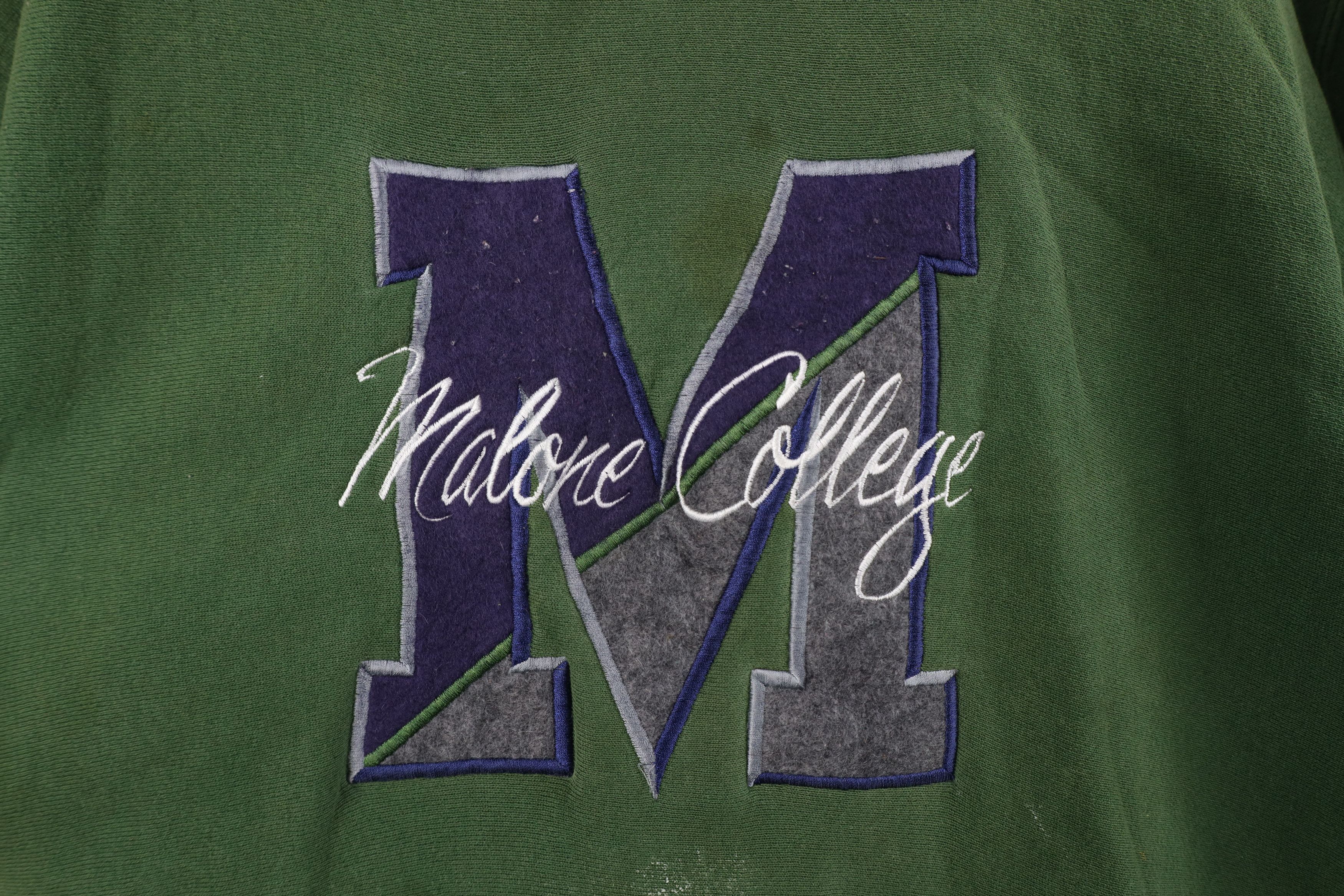 Vintage Vintage 90s Spell Out Malone College Sweatshirt Green USA Size US L / EU 52-54 / 3 - 6 Thumbnail