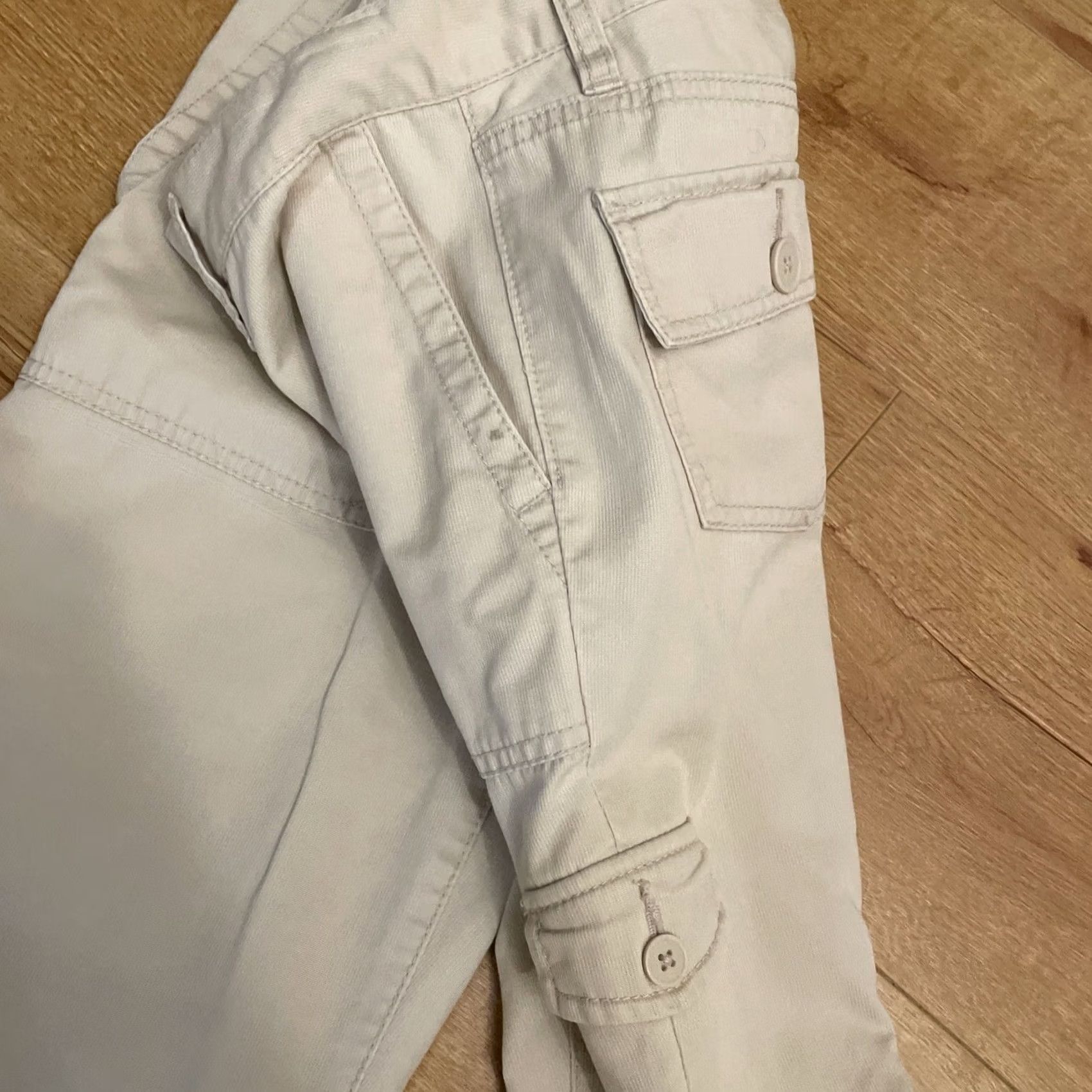 Gap VINTAGE Gap Cargo Pants Ladies 6 Beige Tan Flare Leg Low Rise Y2K Womens Pants Size 28" / US 6 / IT 42 - 3 Thumbnail
