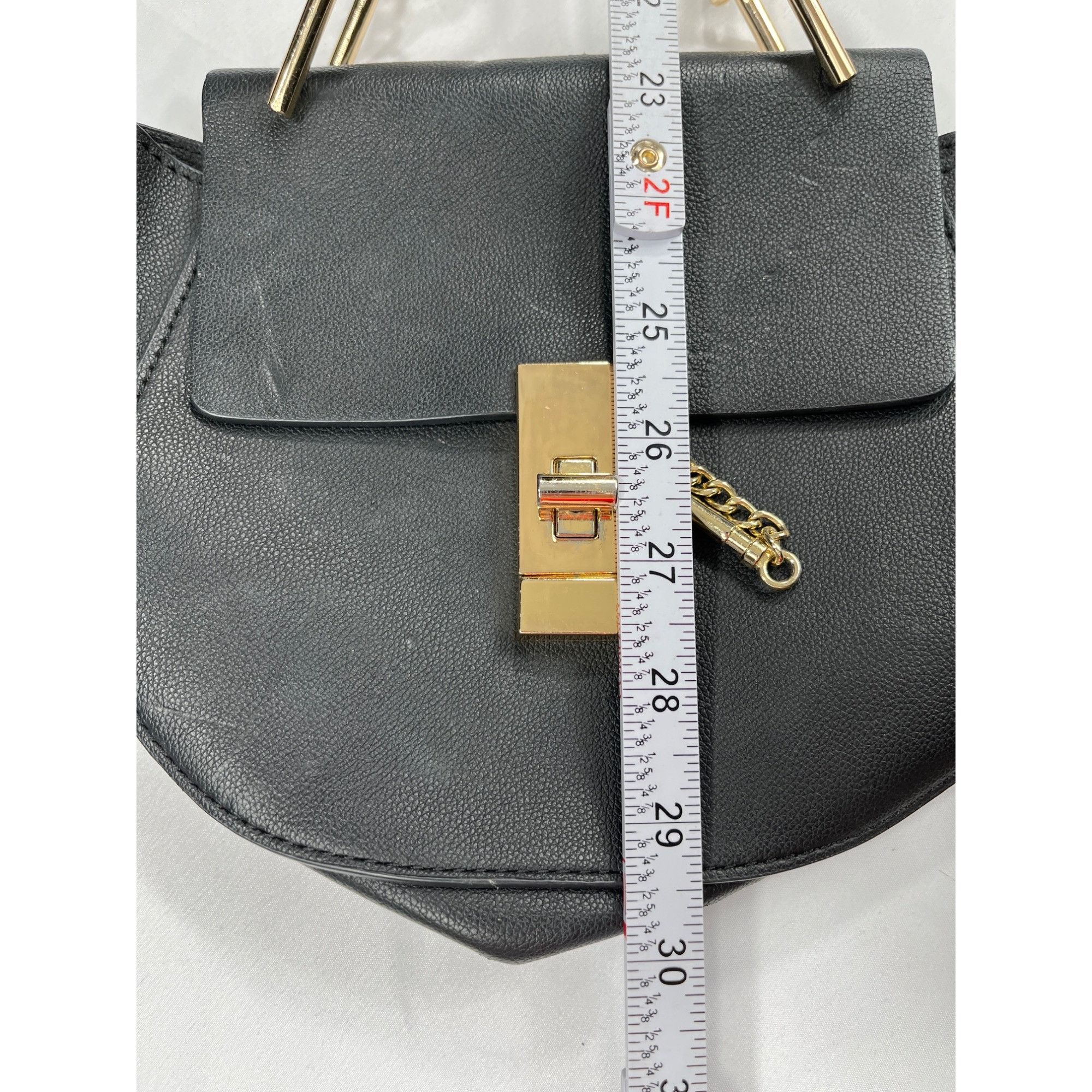 Designer Chic Black Leather Shoulder Bag SKU 7893 With Gold Chain Str Size ONE SIZE - 13 Thumbnail