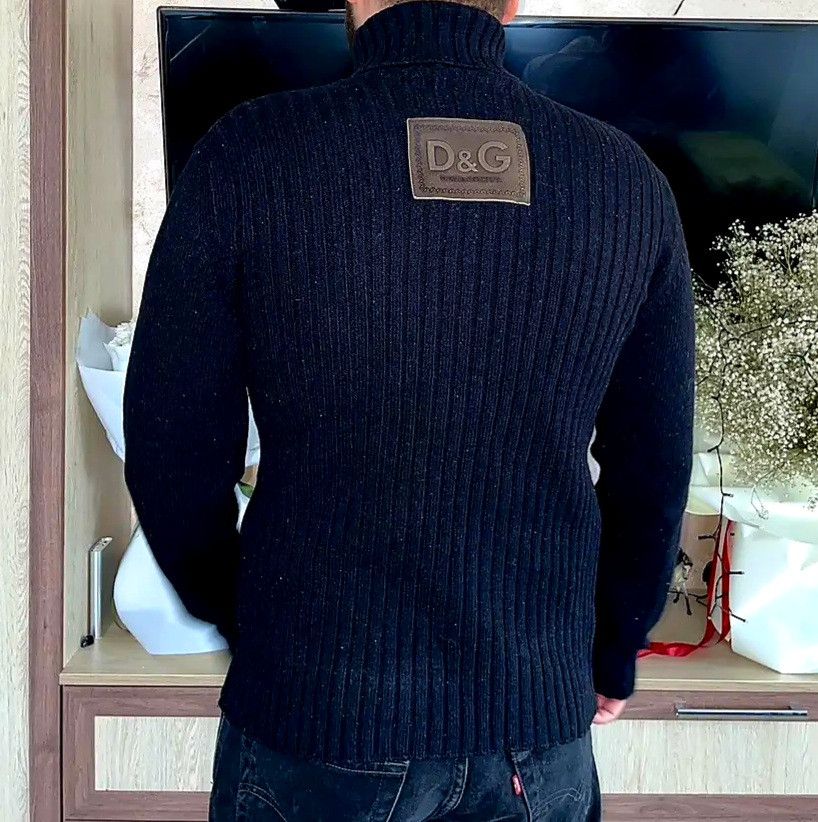 Dolce Gabbana Wool Turtleneck Navy Big Leather Patch Logo