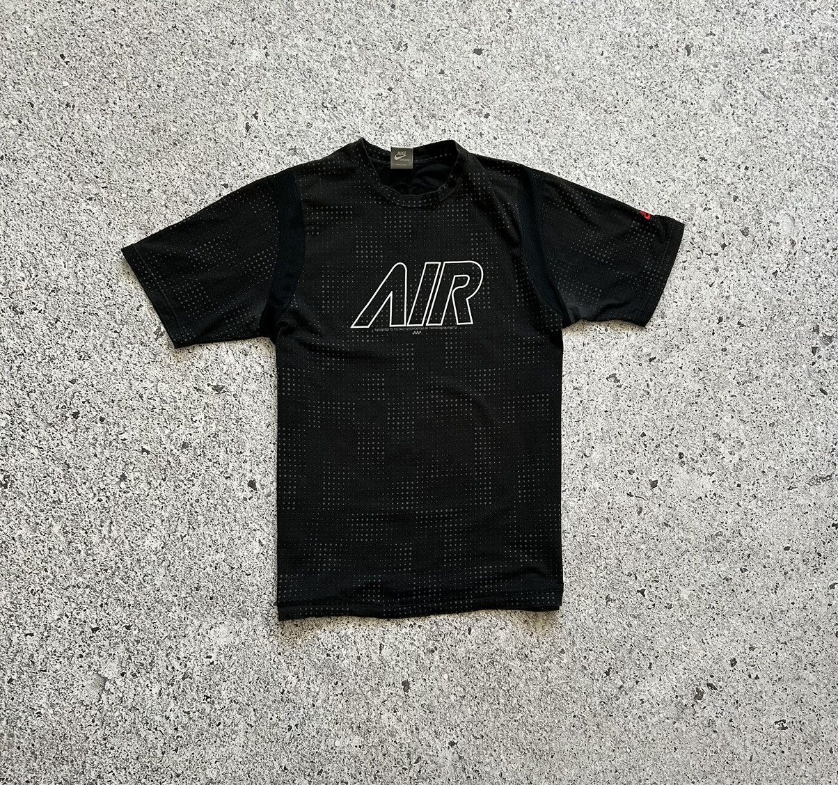 Nike × Vintage 🇺🇸 Vintage 90s Nike Air Athlets T-shirt Made In USA Y2K Hype Size US L / EU 52-54 / 3 - 3 Thumbnail