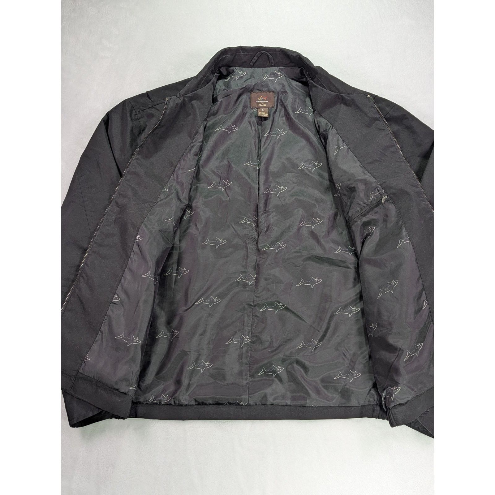 Greg Norman Sz Large Black Light Weight Golf Jacket Vintage EUC Size US L / EU 52-54 / 3 - 7 Thumbnail