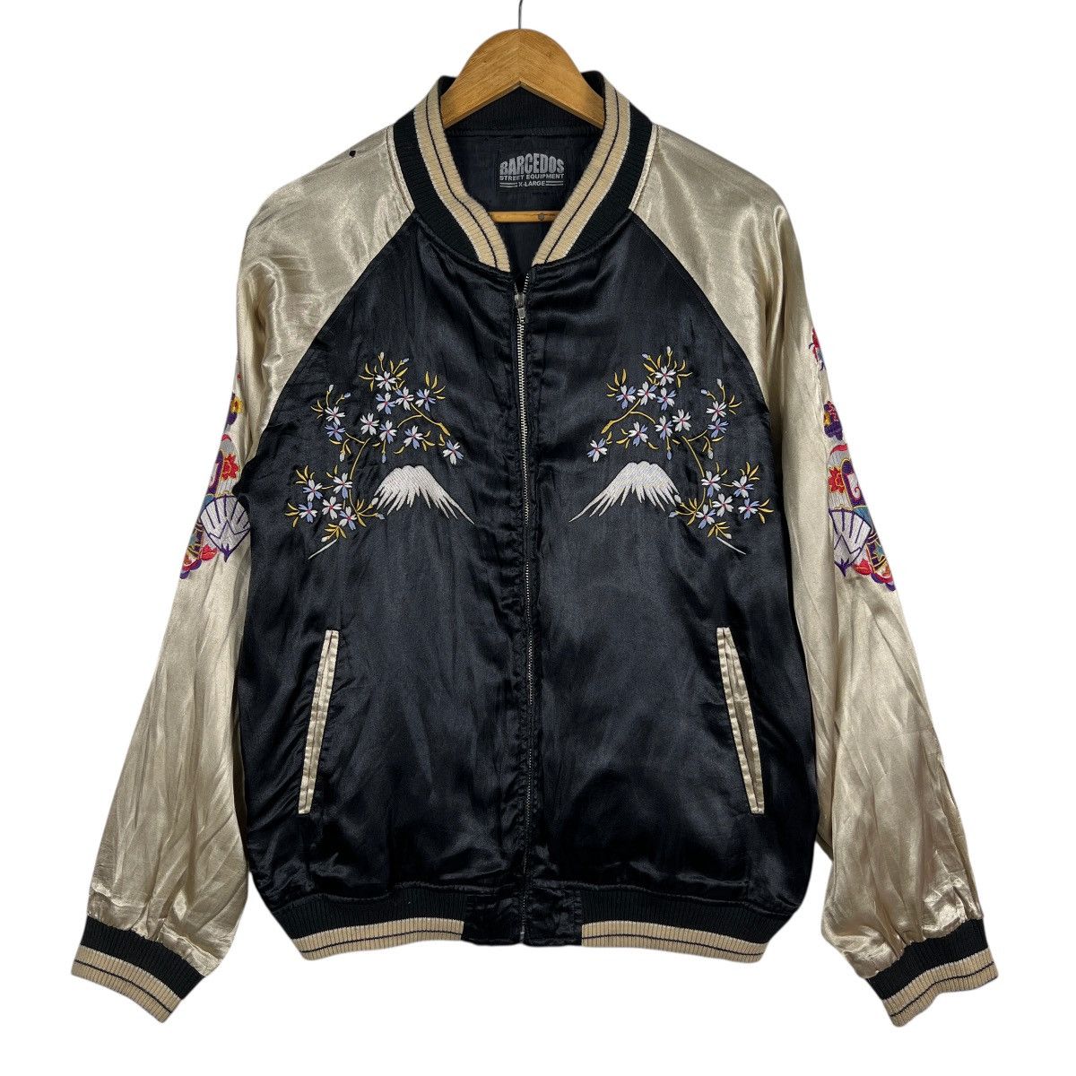 Japanese Brand Vintage Japanese Souvenir Sukajan Jacket Size US XL / EU 56 / 4 - 1 Thumbnail