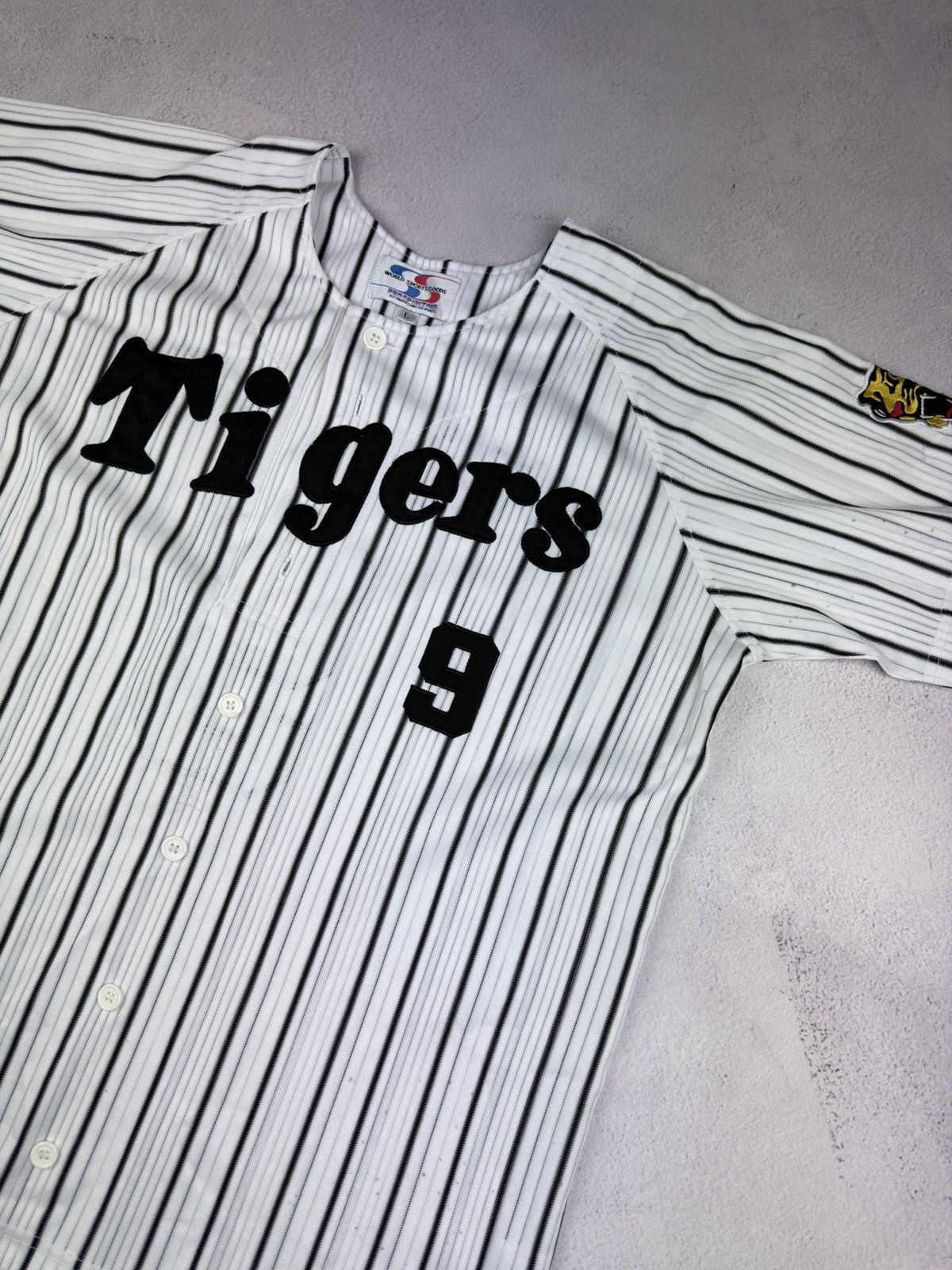 Other VINTAGE Hanshin Tigers Baseball Jersey #9 FUJIMOTO Size L Size US L / EU 52-54 / 3 - 2 Thumbnail