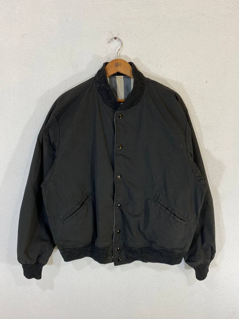 Vintage vintage distressed reversible bomber jacket nice design Size US XL / EU 56 / 4 - 1 Thumbnail