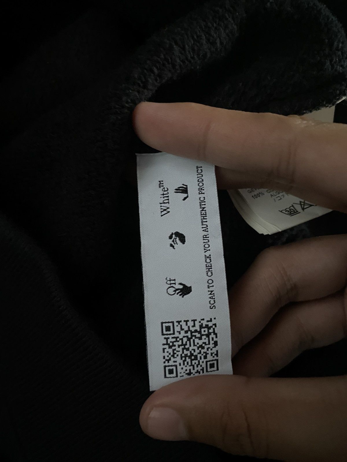 Off-White Off-White Men’s SS21 Hand Off Logo Size US S / EU 44-46 / 1 - 9 Thumbnail