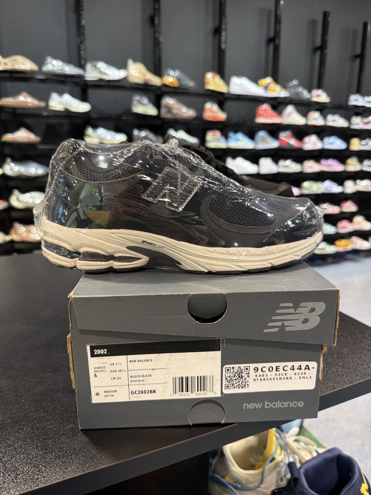 New Balance New Balance Black Size-6 Brand New Quick Shipping Size US 6 / EU 39 - 3 Thumbnail