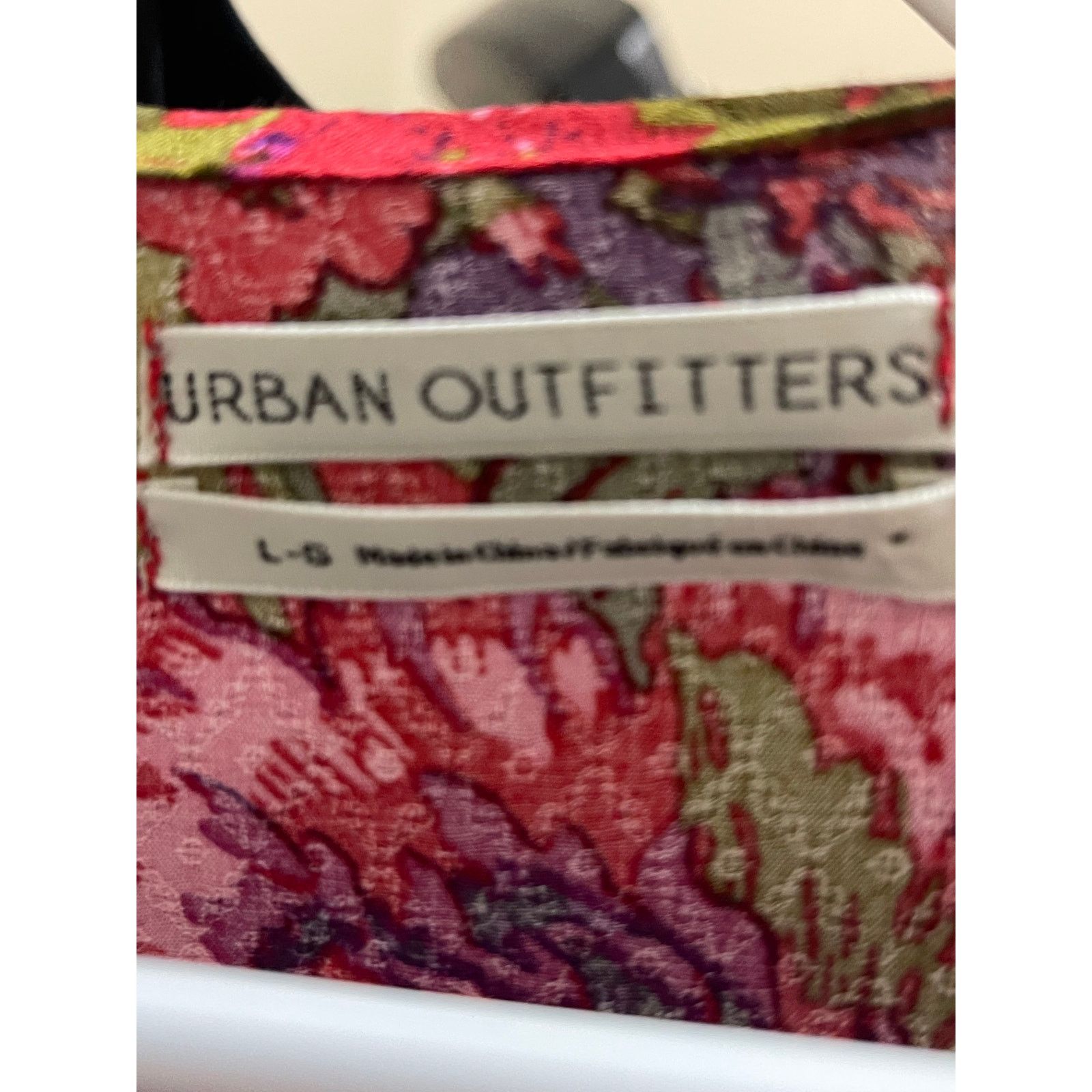 Urban Outfitters Urban Outfitters Red Floral Wrap Blouse Long Sleeve Size L Size L / US 10 / IT 46 - 8 Thumbnail