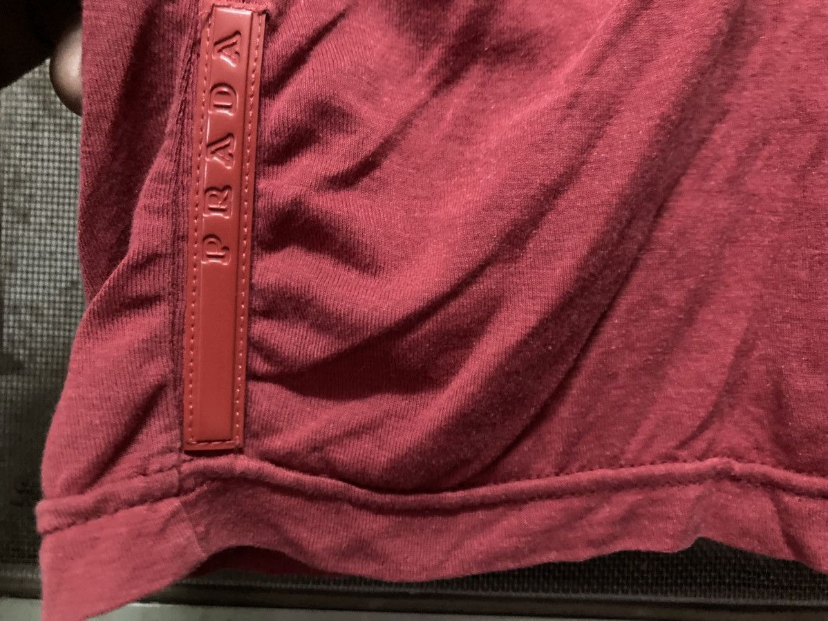 Prada Prada Short T Shirt Back One Pocket Zepper Size US M / EU 48-50 / 2 - 3 Thumbnail