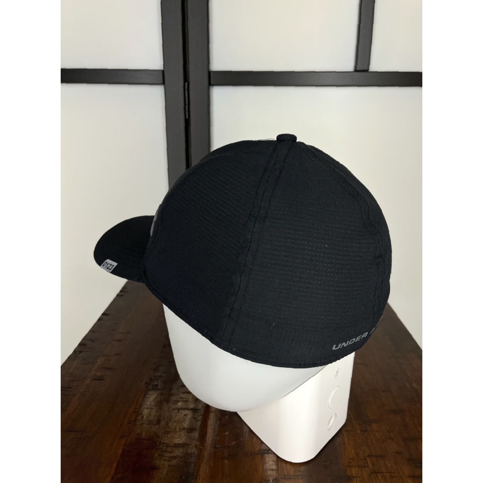 Under Armour Under Armour Hat Cap Fitted Adult XL Black Polyester Outdoors Camp Hike Baseball Cap Men XL Black Outdoor Sports Breathable Lightweight 80s? Size ONE SIZE - 5 Thumbnail