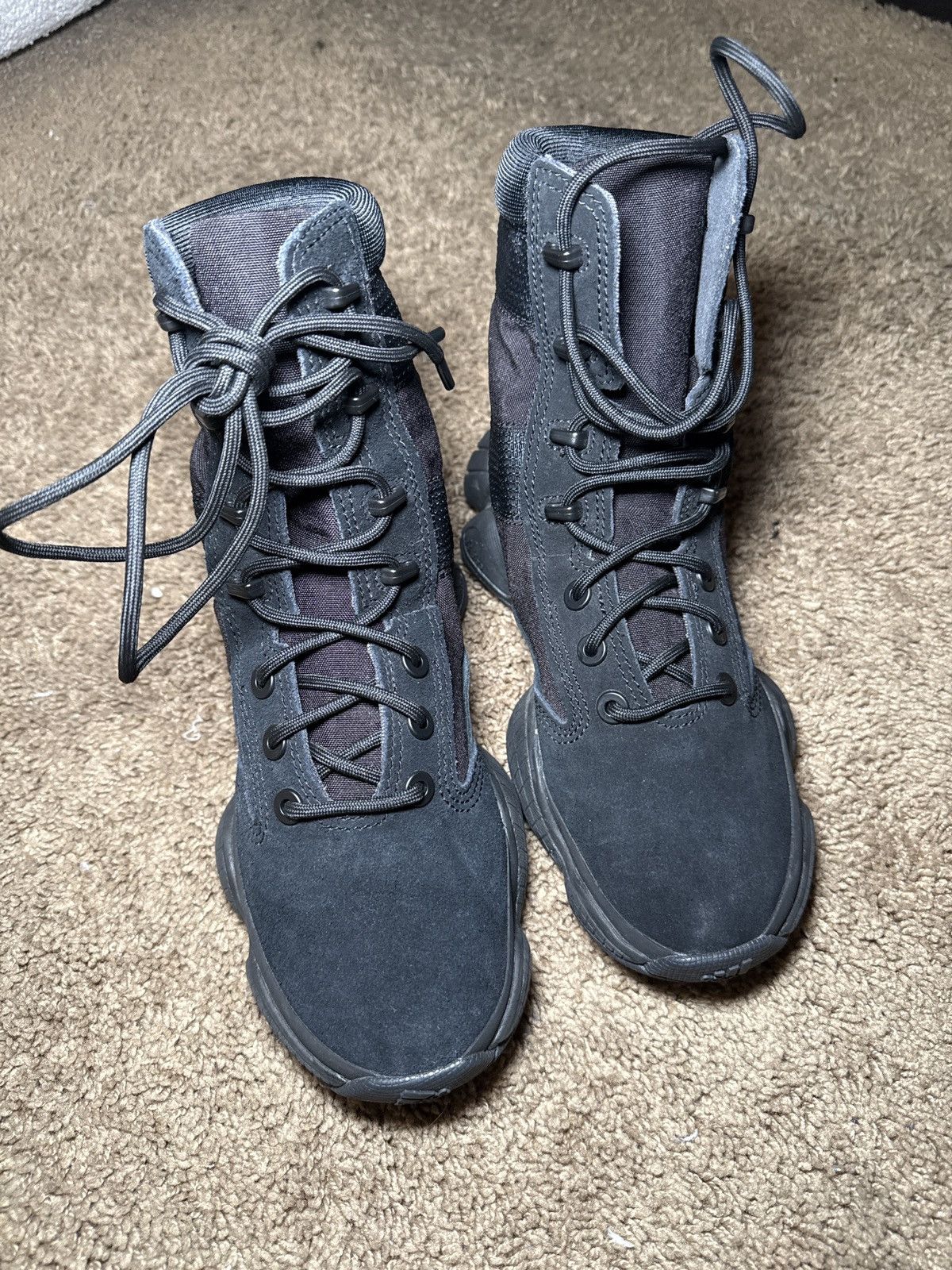Yeezy Yzy 500 high Size US 7 / EU 40 - 3 Thumbnail