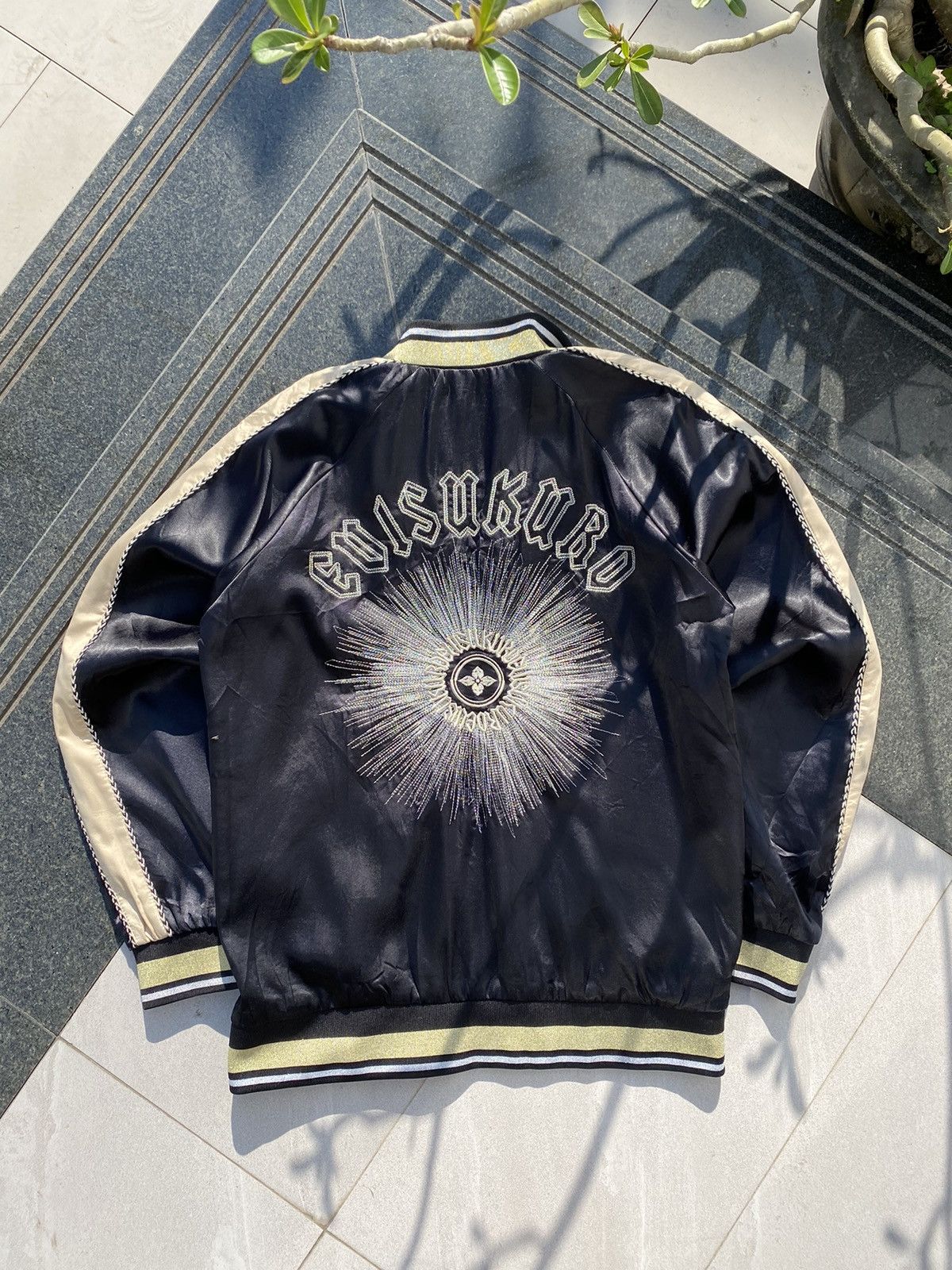 Evisu × Vintage 00S EVISUKURO Y2K JAPAN RARE BIG LOGO LIGHT BOMBER JACKET Size US L / EU 52-54 / 3 - 5 Thumbnail