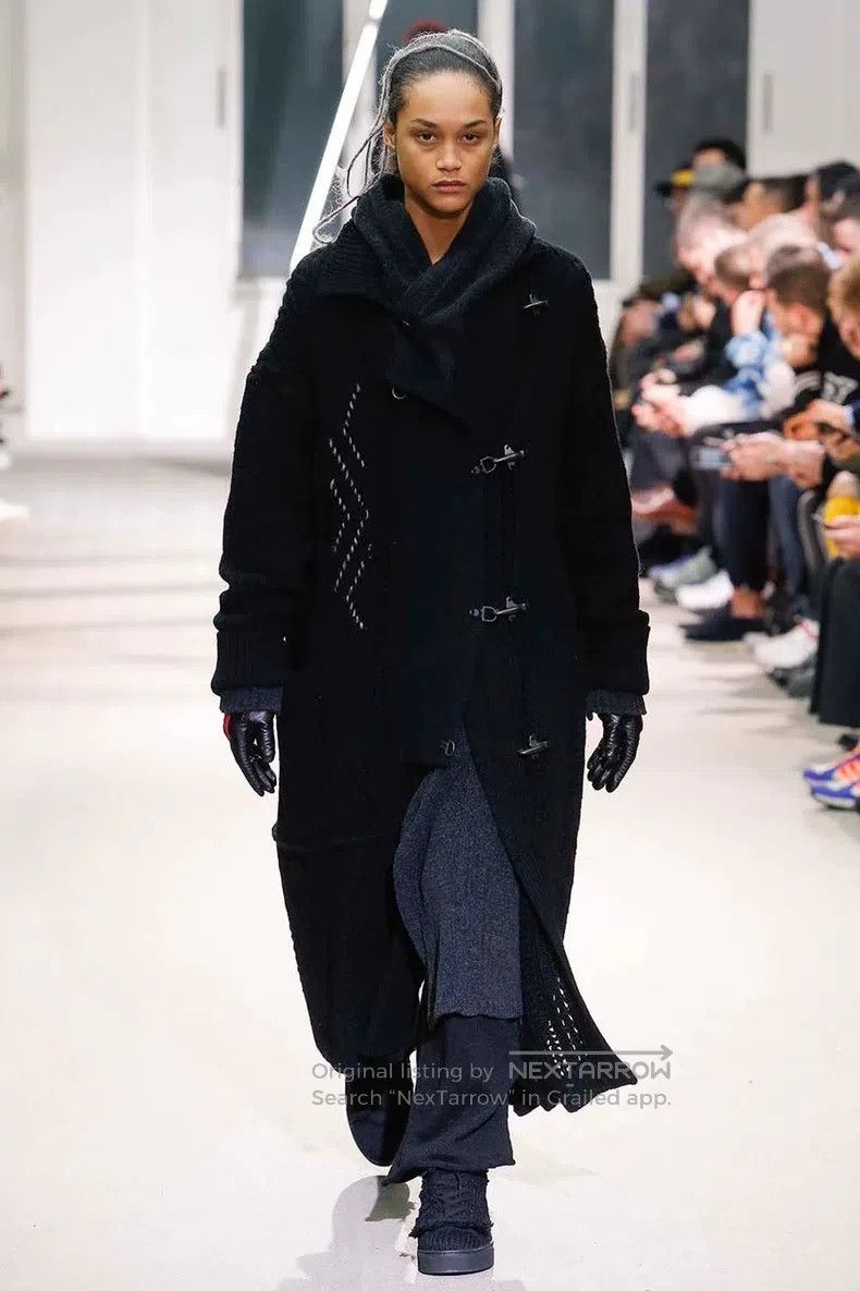 Yohji Yamamoto Yohji Yamamoto size 2 19 AW Pleated Tencel Barem pants Size US 28 / EU 44 - 8 Thumbnail
