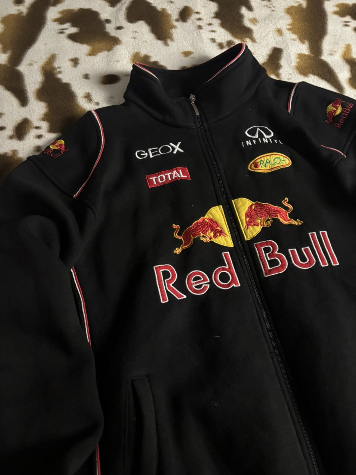 Red Bull Vintage Race jacket Red Bull size xl-xxl Size US XL / EU 56 / 4 - 3 Thumbnail