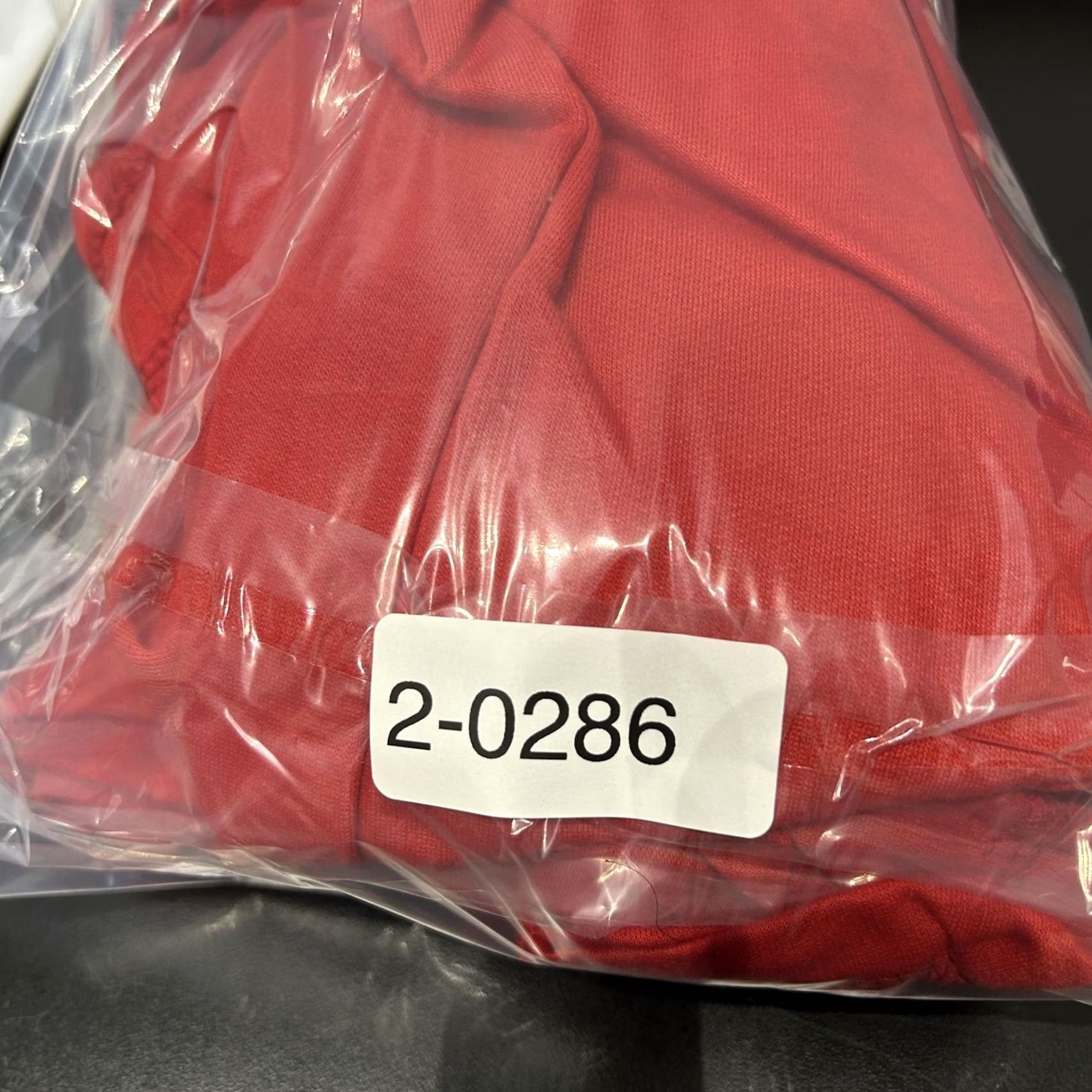 Vintage Yikes Robe Womens 1X Red Cat Nap Zip Front Housecoat Lounge Sleepwear Holiday Christmas Cat Nap Embroidered Zipper Pocket Raglan Sleeves Size ONE SIZE - 7 Thumbnail
