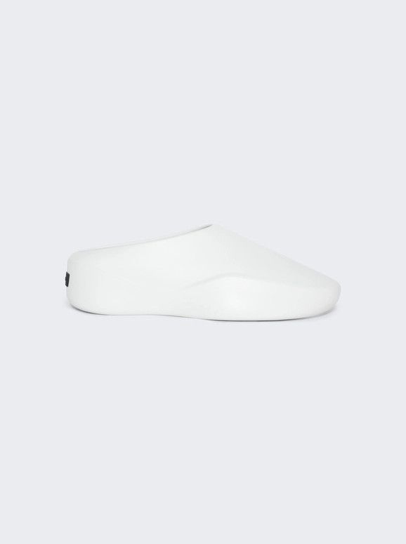 Fear of God o1mle0326 Eva Runner Slip On in White Size US 7 / EU 40 - 1 Thumbnail