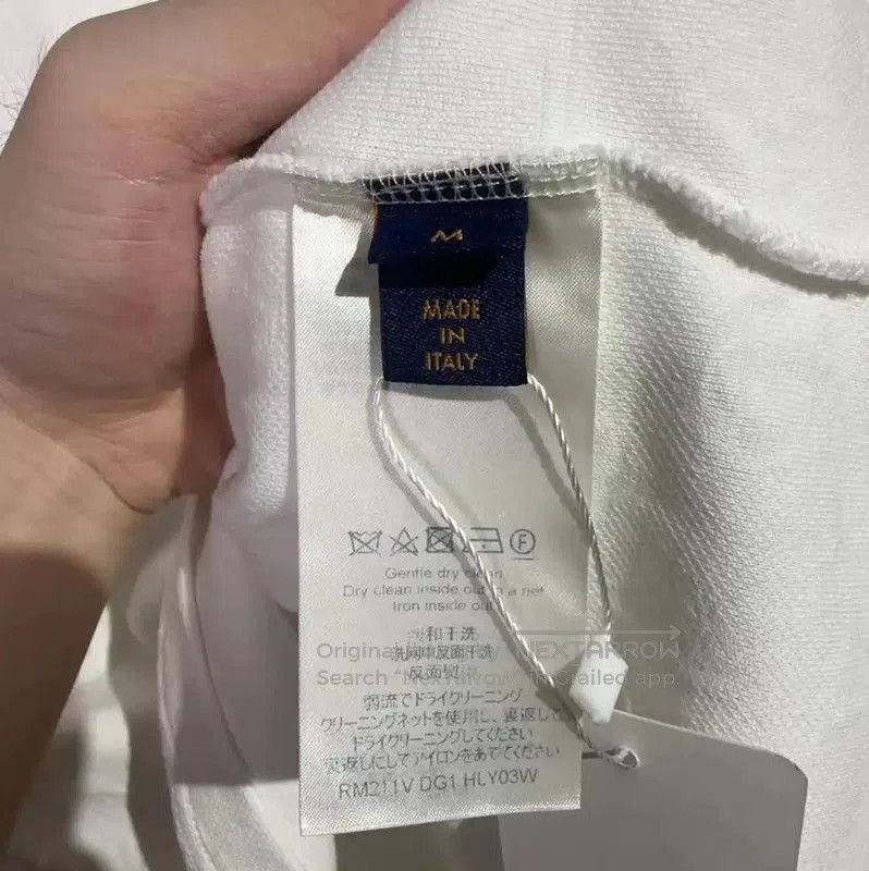 Louis Vuitton Louis Vuitton Men's White Cotton T-Shirt . Size US M / EU 48-50 / 2 - 5 Thumbnail