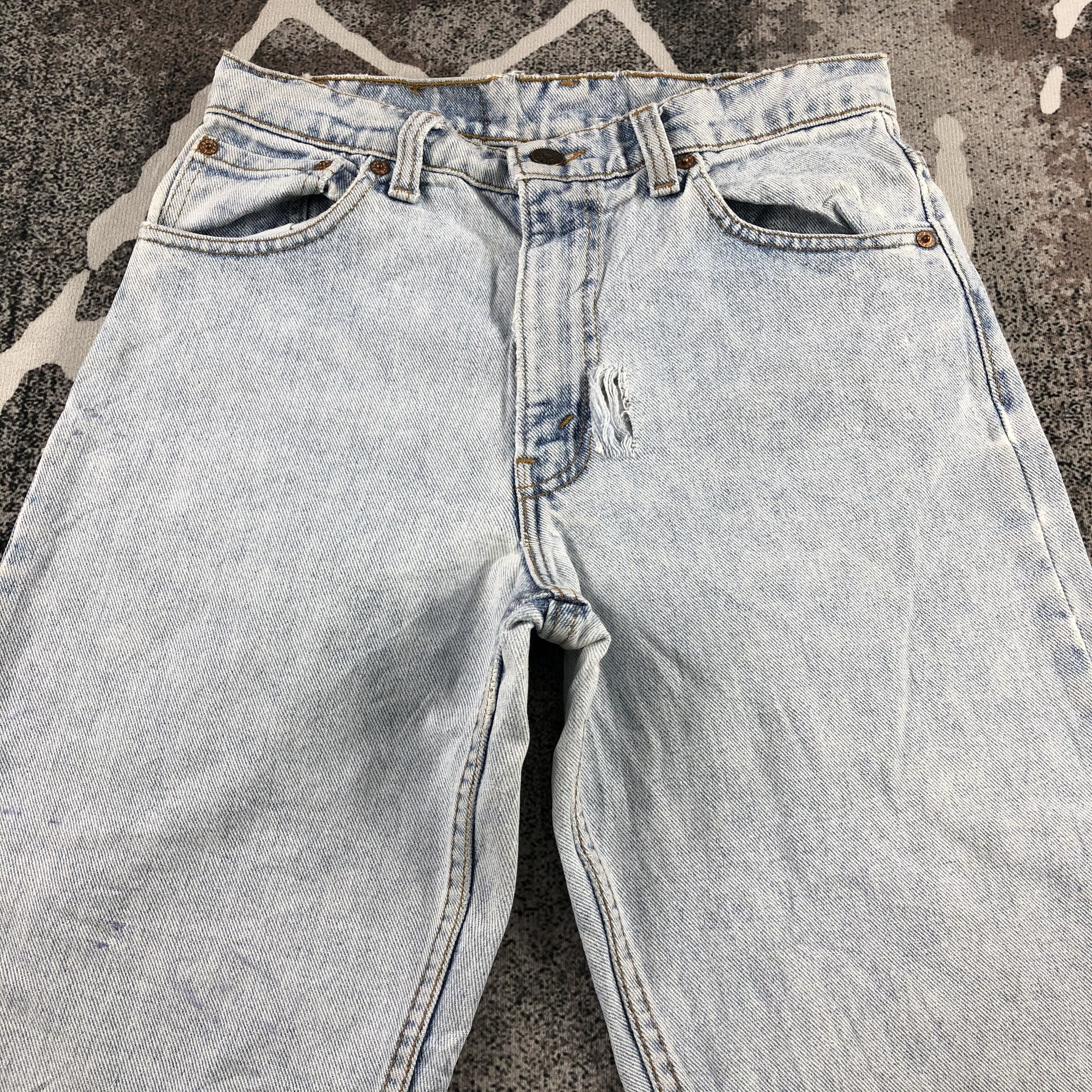 Levi's Vintage 90s Levi's 550 Jeans Distress Light wash Denim KJ899 Size US 29 - 3 Thumbnail