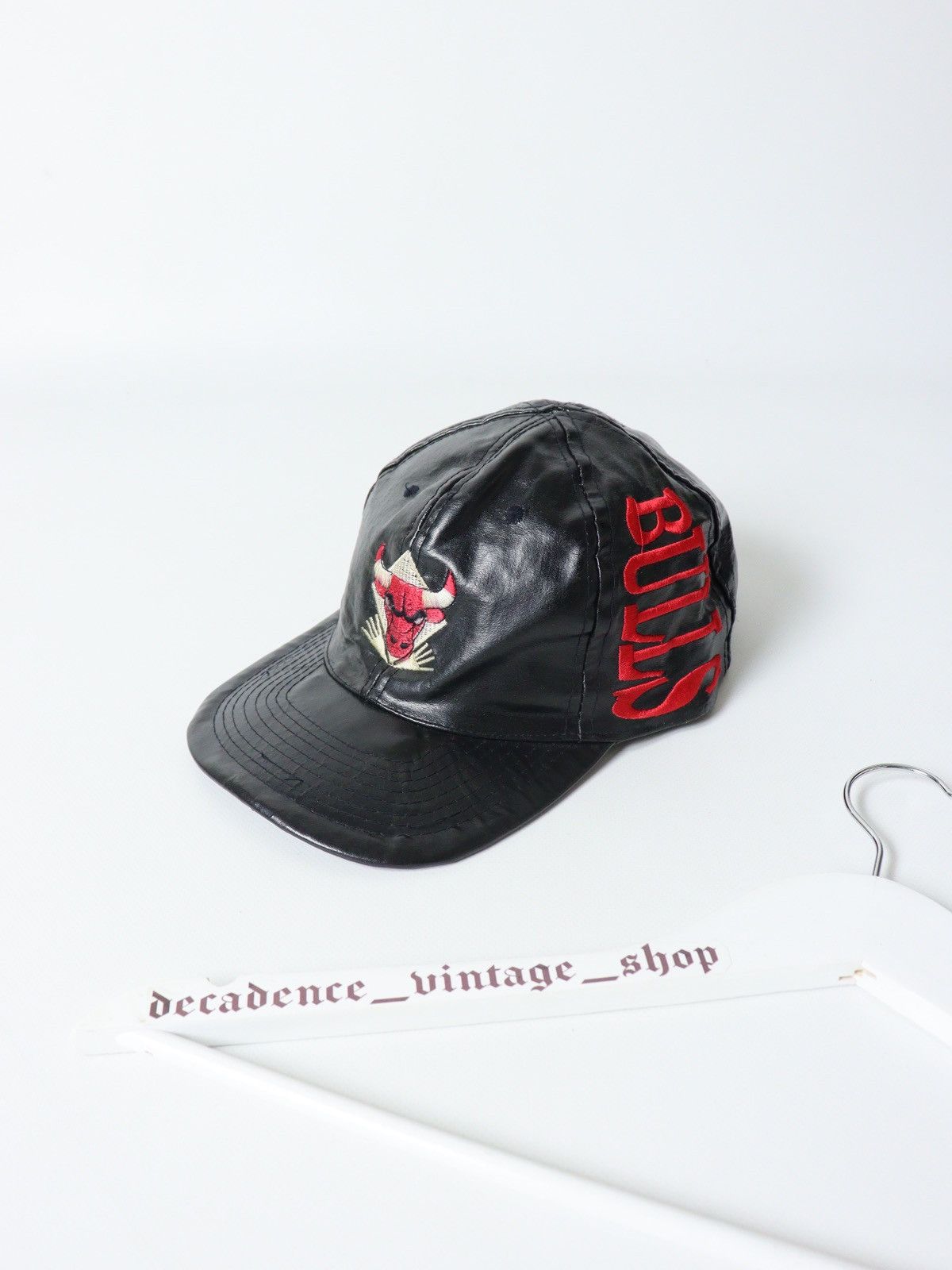 Vintage popular Chicago Bulls Leather Hat Ball Cap