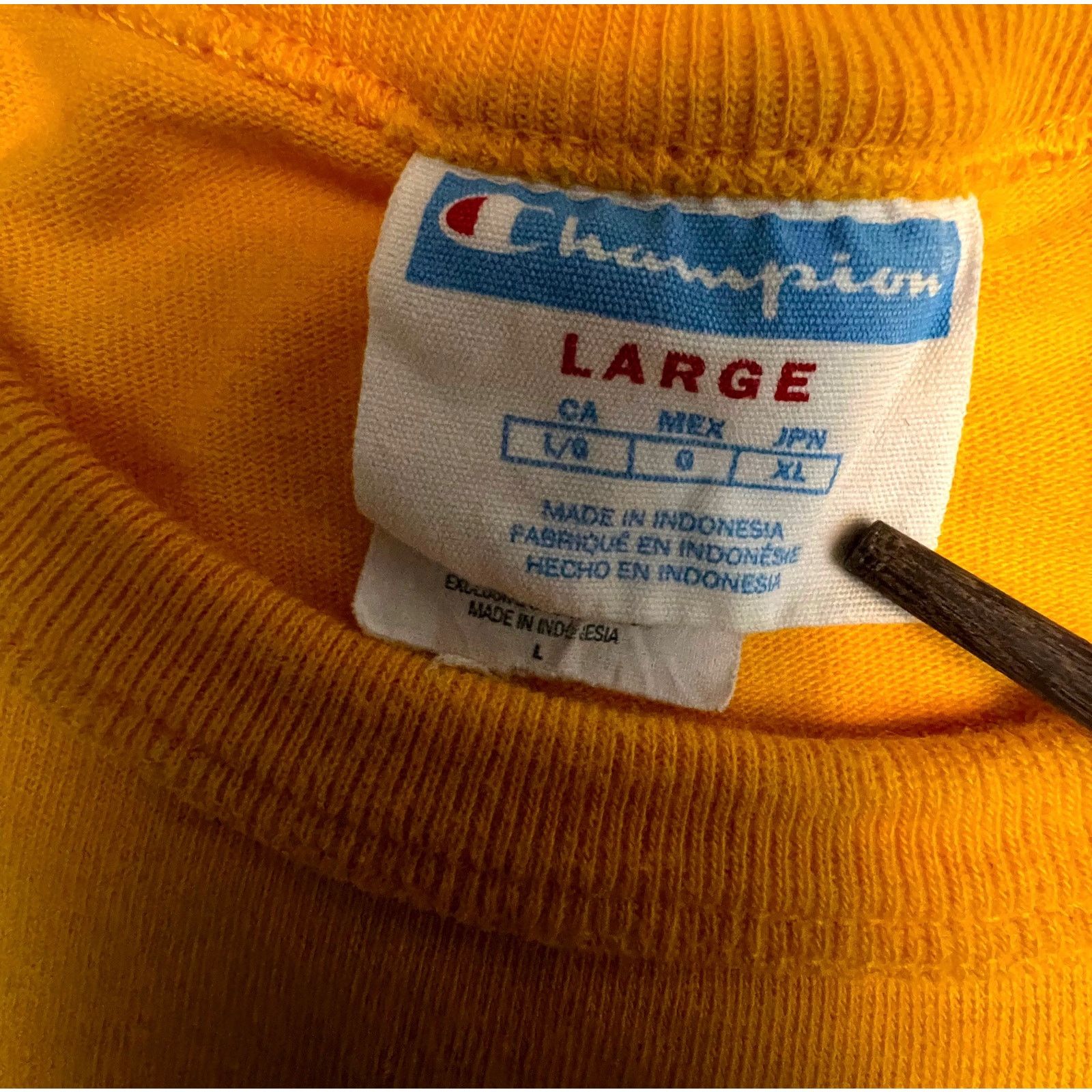 Champion Vintage Champion Yellow 90s Spel Shirt Embroidered Logo Size US L / EU 52-54 / 3 - 2 Thumbnail