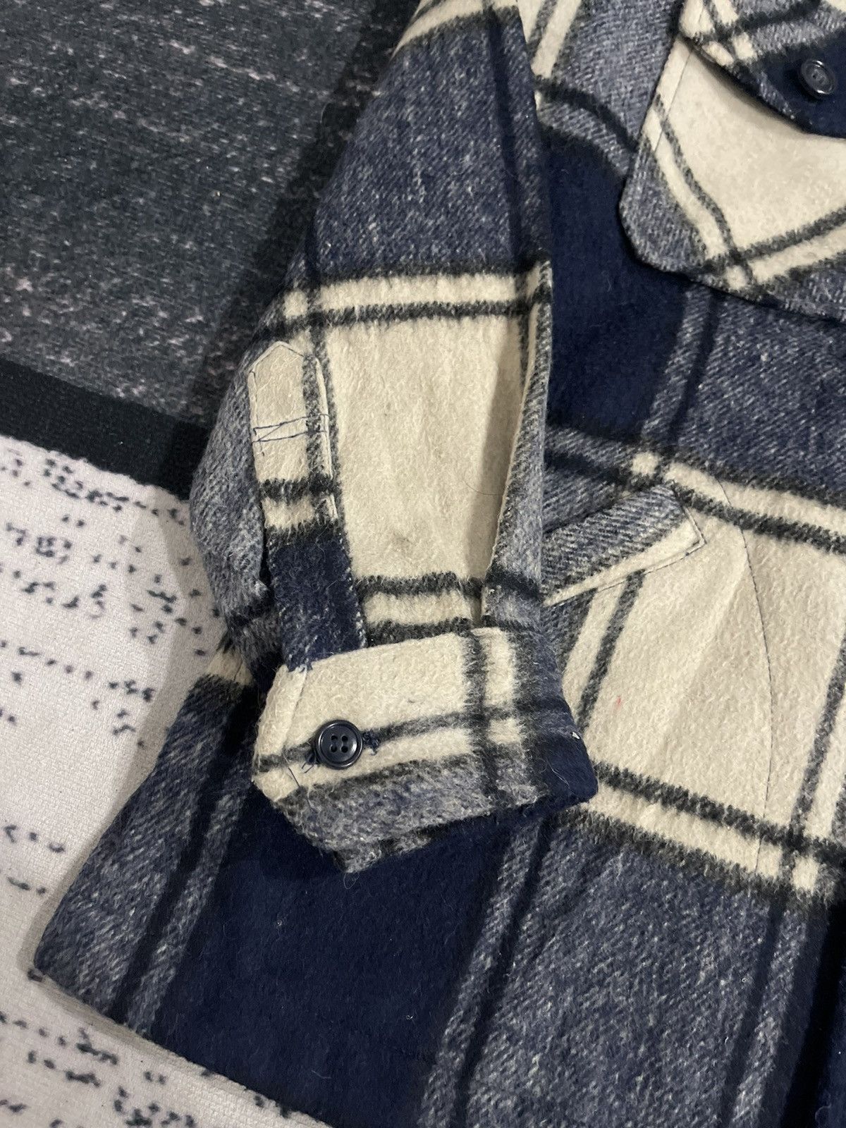 Vintage Vintage Bobson Button Plaid Wool Jacket Size US M / EU 48-50 / 2 - 8 Thumbnail