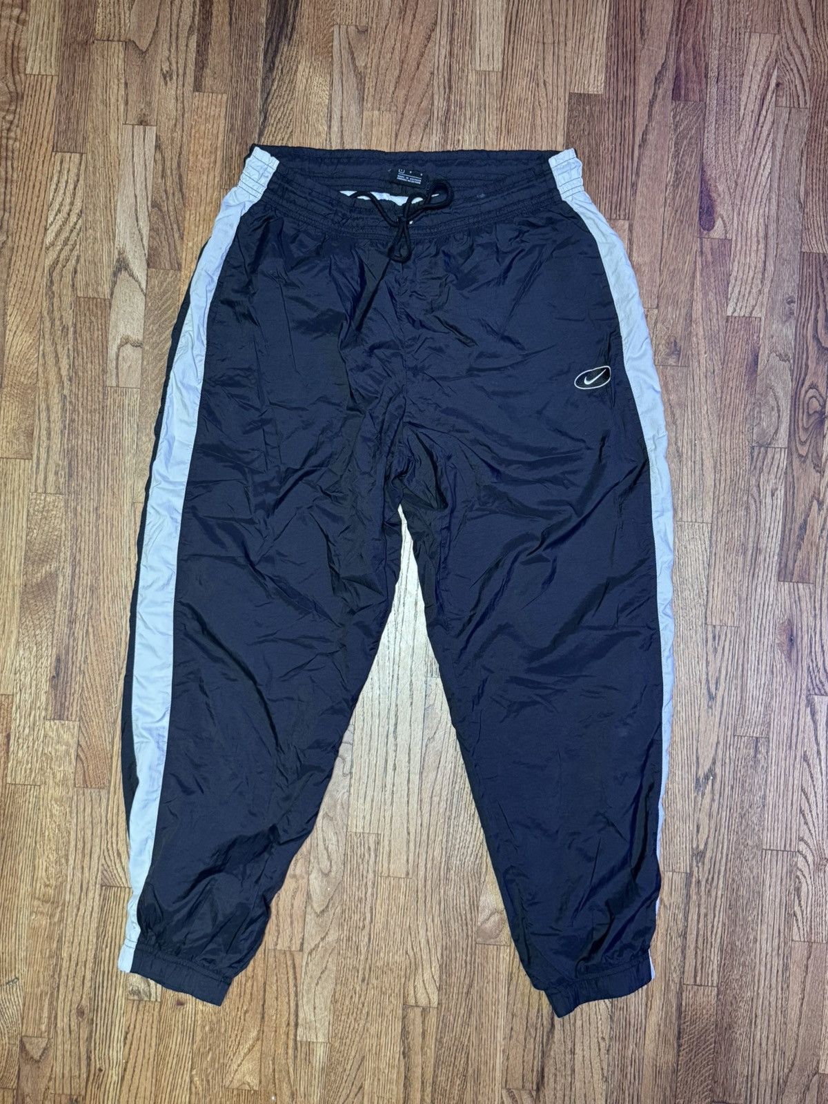 Nike Nike nylon windbreaker pants Size US 30 / EU 46 - 1 Thumbnail