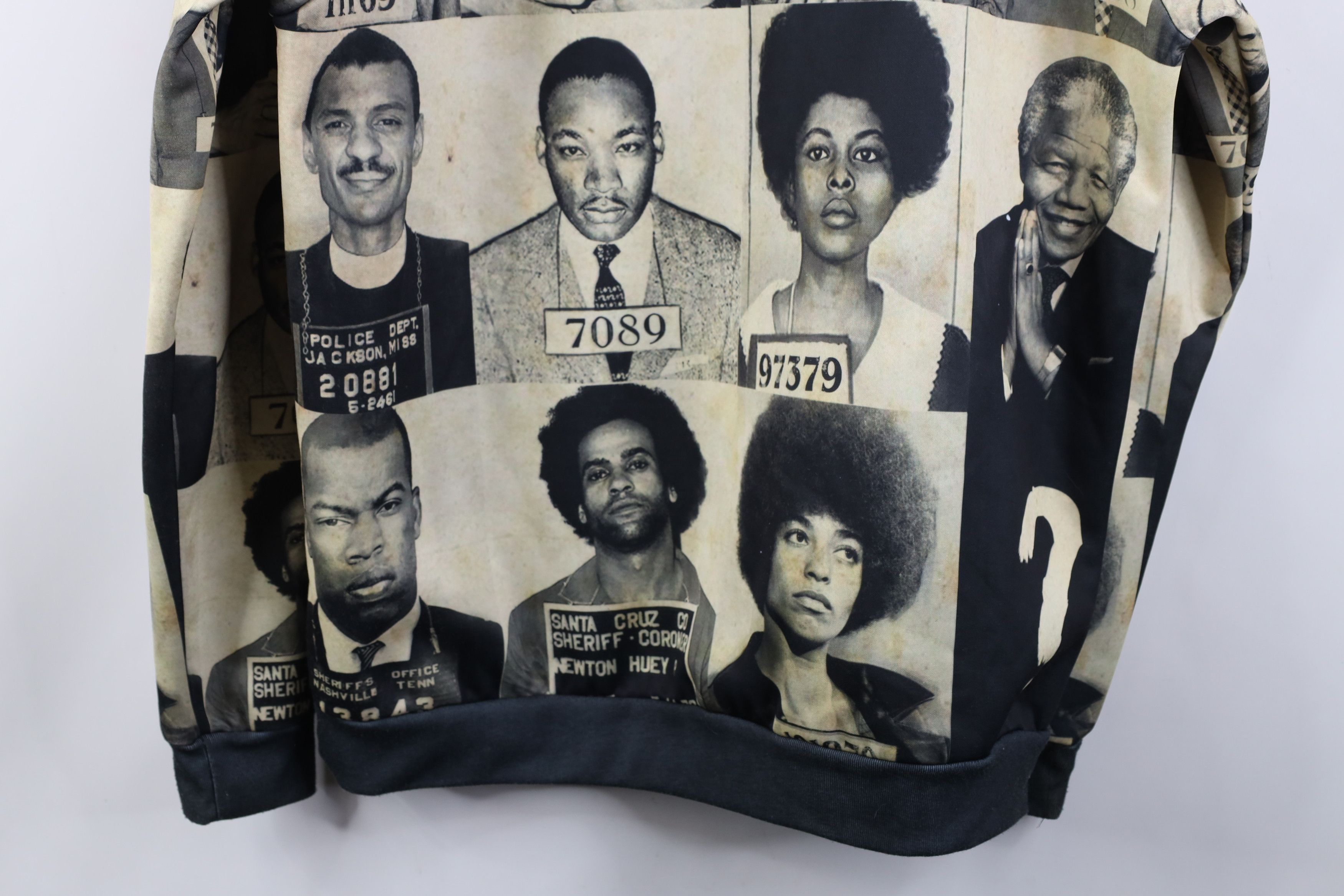 Vintage Vintage Y2K Streetwear Malcolm Jr All Over Print Hoodie Size US L / EU 52-54 / 3 - 14 Thumbnail