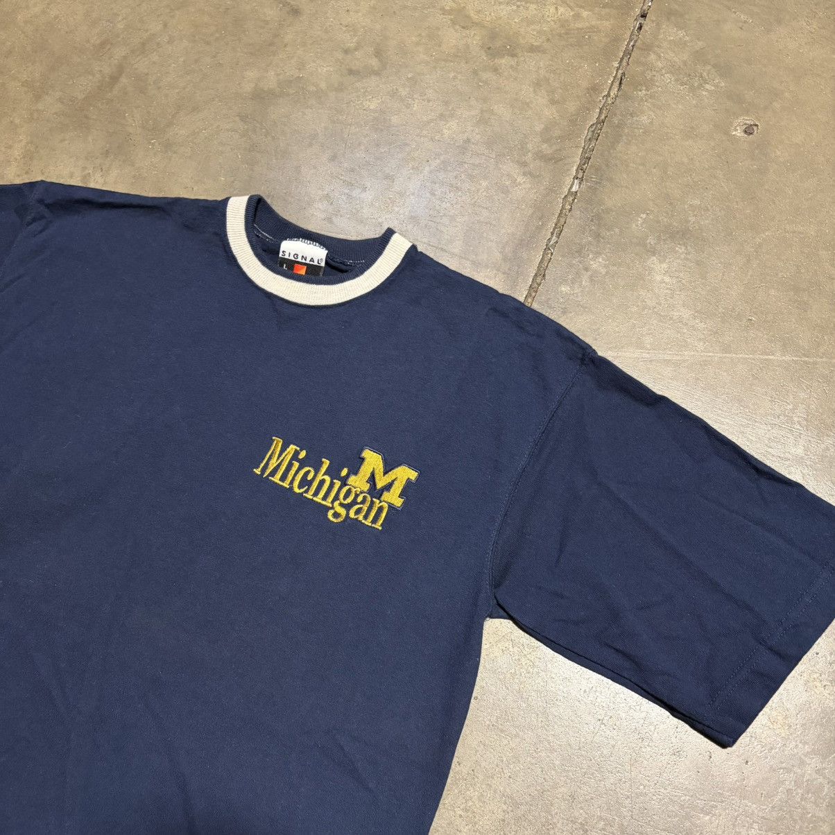 Vintage Vintage Michigan Wolverines T Shirt Ringer College 90s USA Size US L / EU 52-54 / 3 - 4 Thumbnail