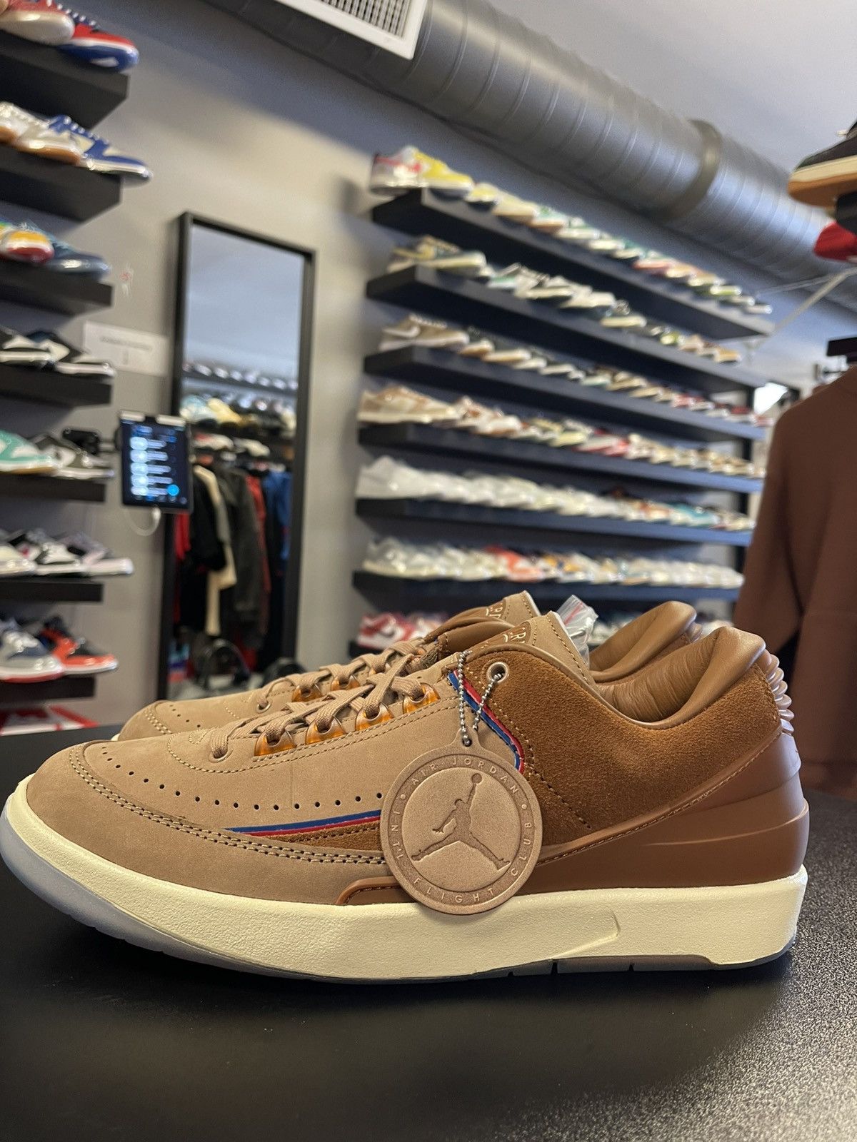 Jordan Brand Size 10 - Nike Air Jordan Two 18 x Air Jordan 2 Retro Low Size US 10 / EU 43 - 1 Thumbnail