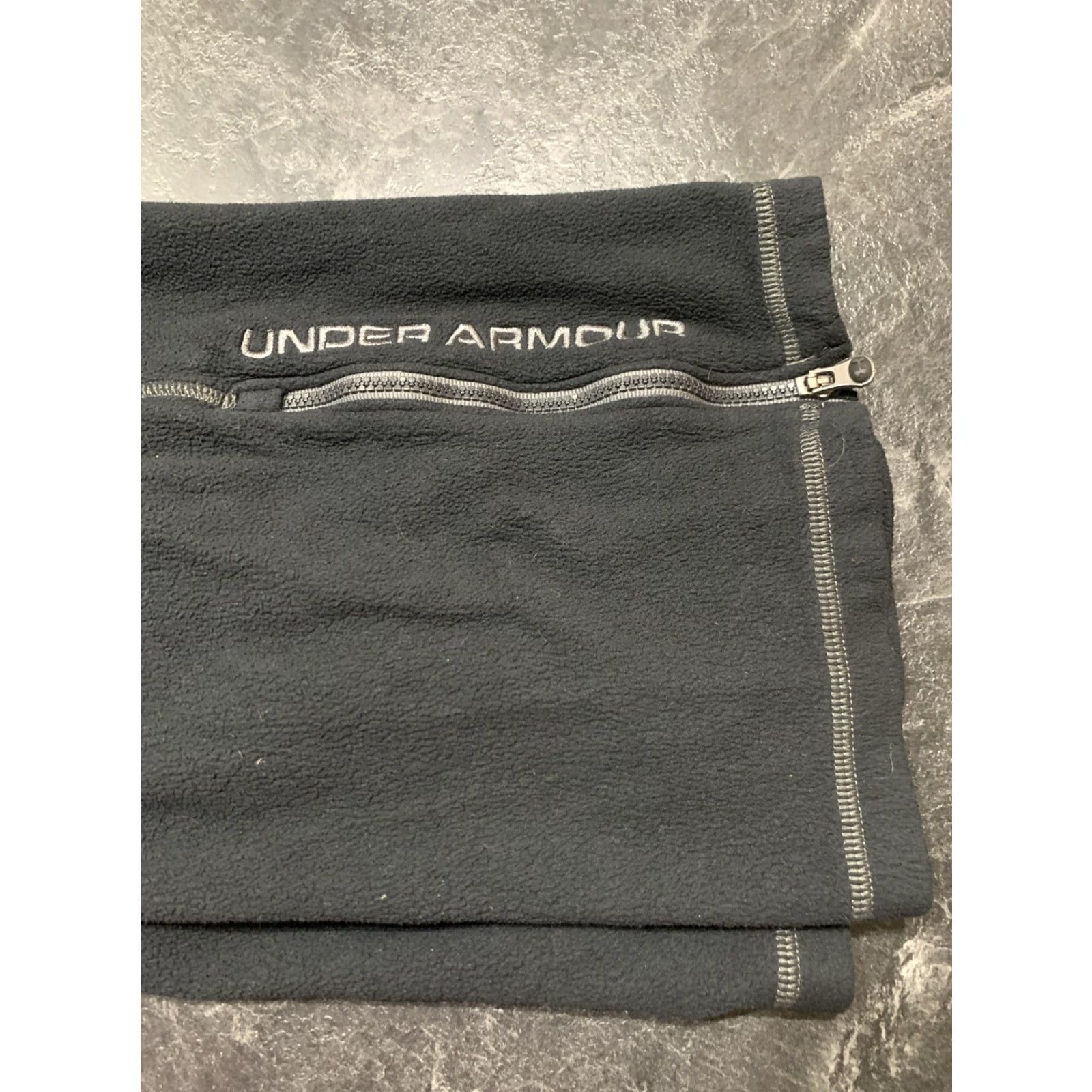 Under Armour VINTAGE Under Armour Mens Sweatpants Fleece Joggers Drawstring Black Size M Activewear Trainers Size US 31 - 6 Thumbnail