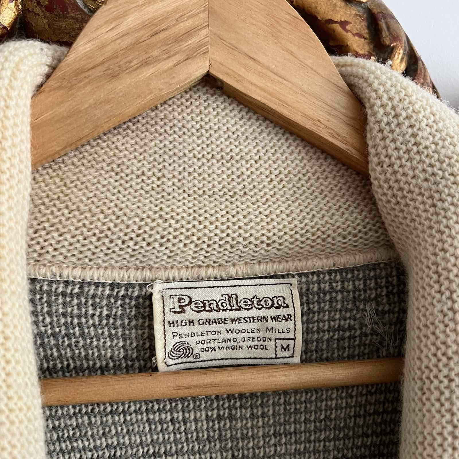 Pendleton Distressed Vintage 70's Pendleton Navajo Knitted Cardigan Size US M / EU 48-50 / 2 - 4 Thumbnail