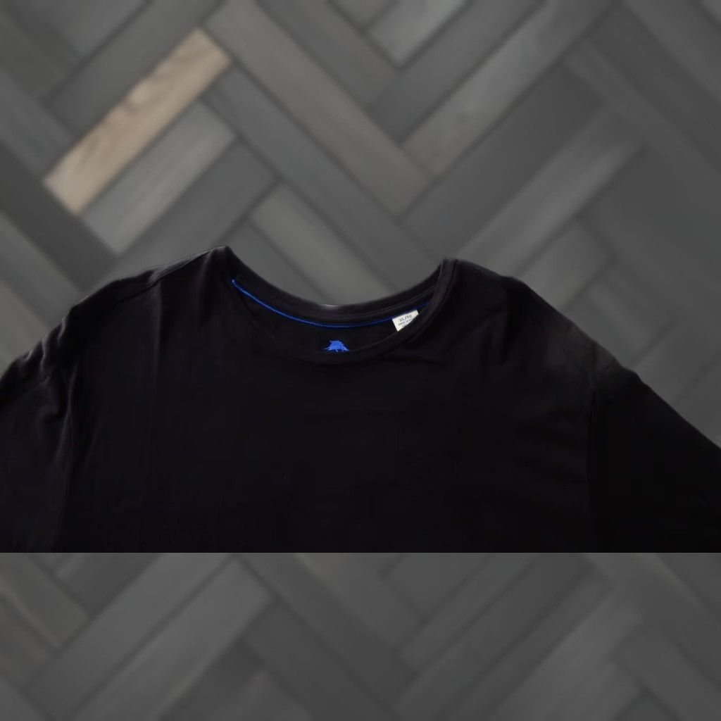 Tommy Bahama VINTAGE Tommy Bahama Men's T-Shirt Short Sleeve Size M Black Cotton Modal Blend Size US M / EU 48-50 / 2 - 1 Thumbnail