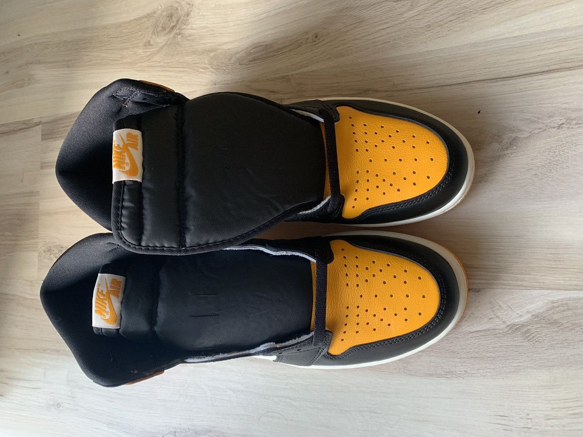 Nike Air Jordan 1 Retro High TAXI Yellow Toe Size US 10.5 / EU 43-44 - 4 Thumbnail