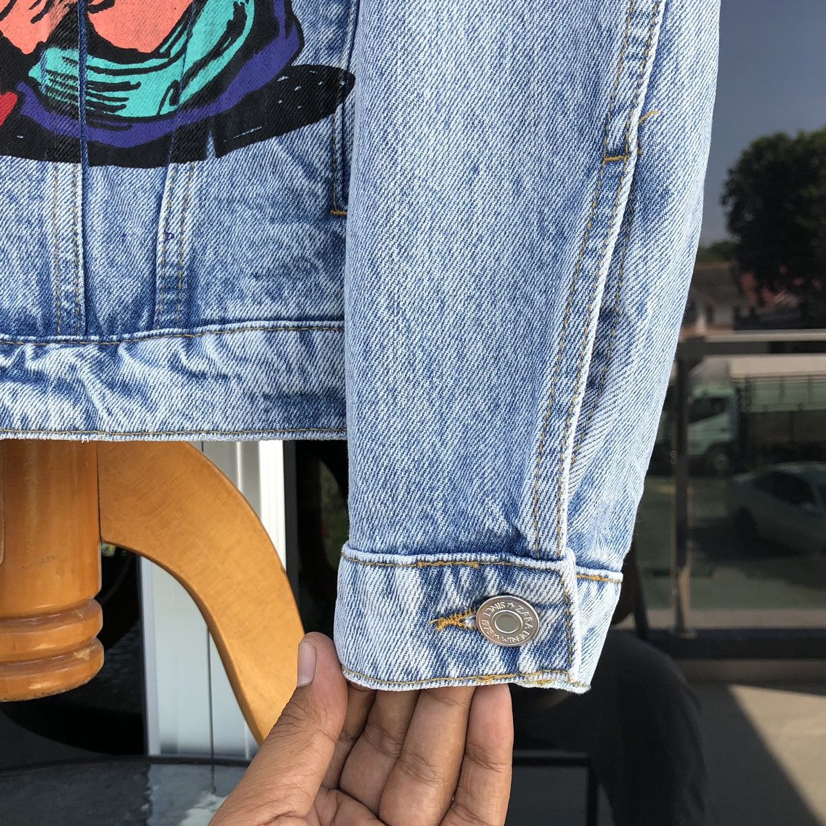 Zara SS 2023 ZARA DENIM JACKET WITH GRAFFITI PRINT Size US M / EU 48-50 / 2 - 17 Thumbnail