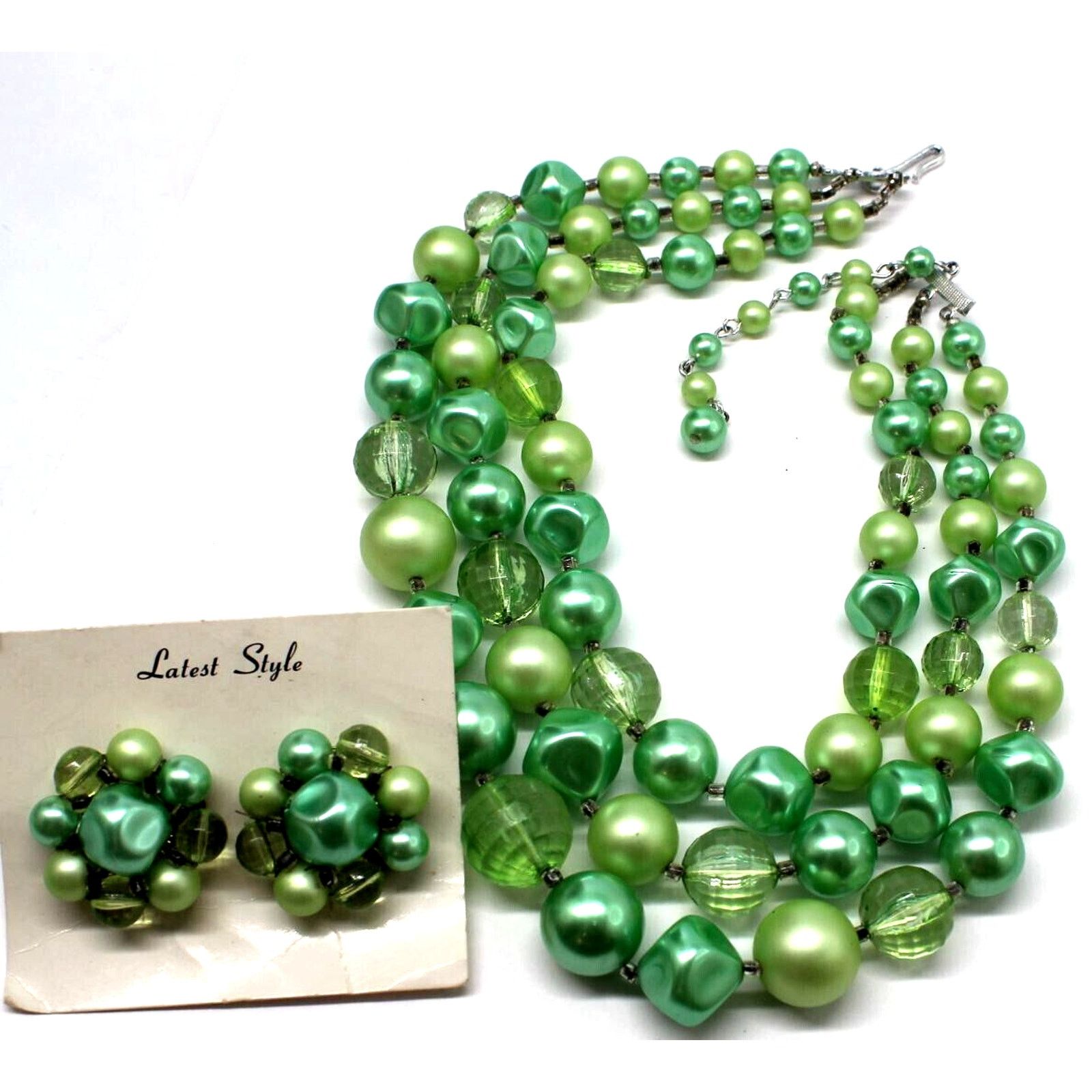 Other Vintage MCM Green Necklace Clip-on Earrings by Latest Style Size ONE SIZE - 1 Thumbnail