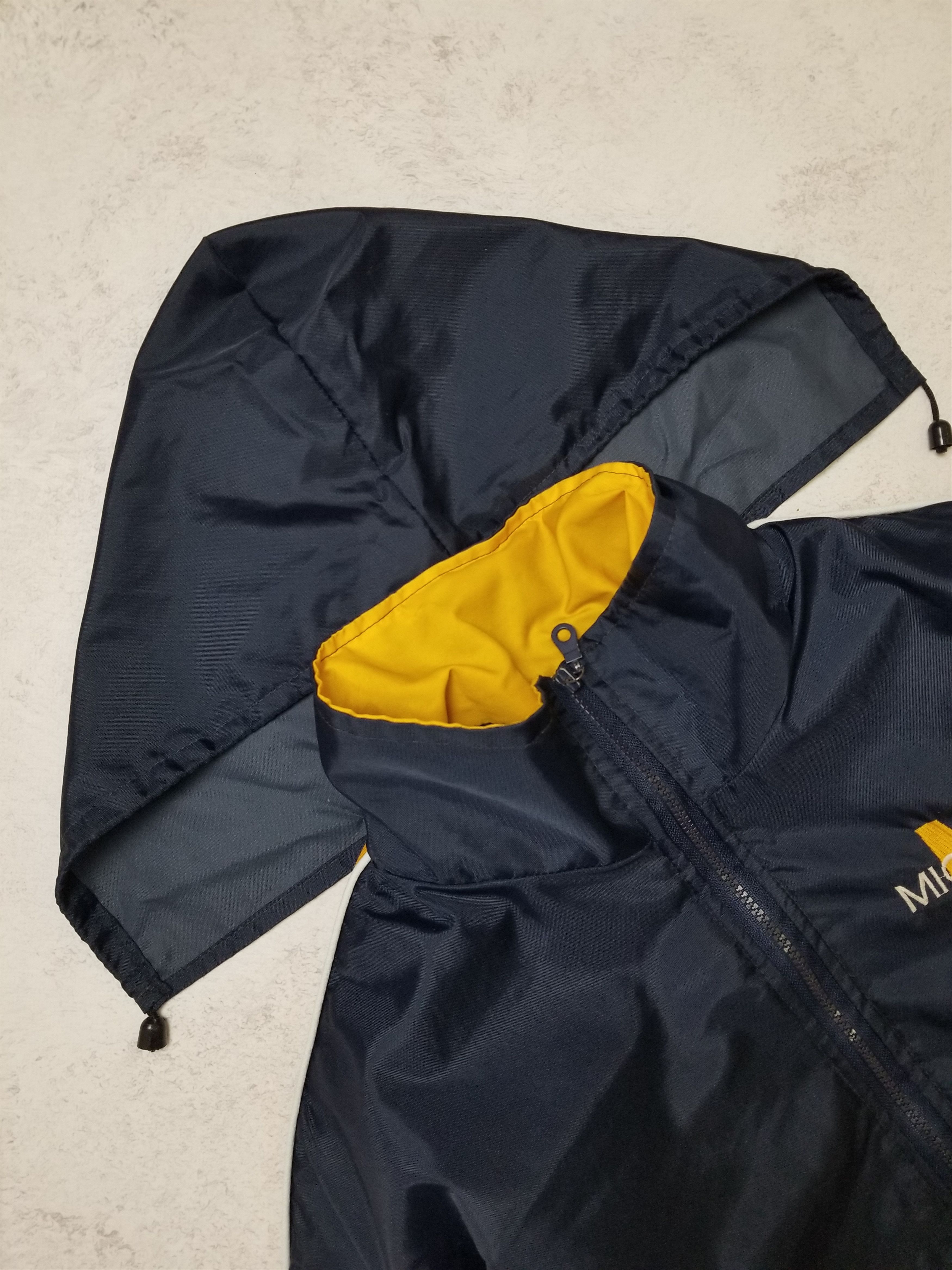 Other Vintage Michigan Wolverines Puffer Jacket Size US L / EU 52-54 / 3 - 18 Thumbnail