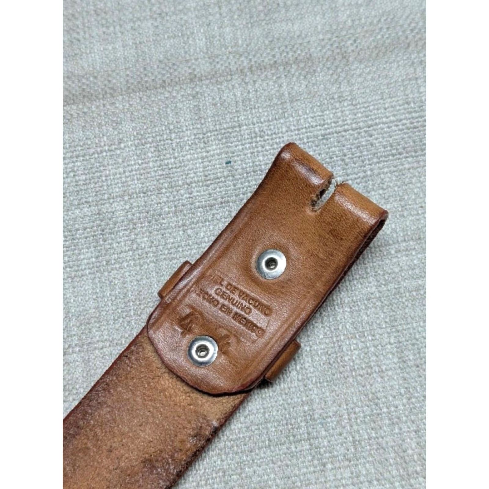 Vintage VINTAGE handcrafted western belt 1-1/2" tooled cowhide brown 44 Men Leather Belt, Cowboy, Rodeo, Buckle Snaps California Mexico Cowboy Mens Size 44 - 3 Thumbnail