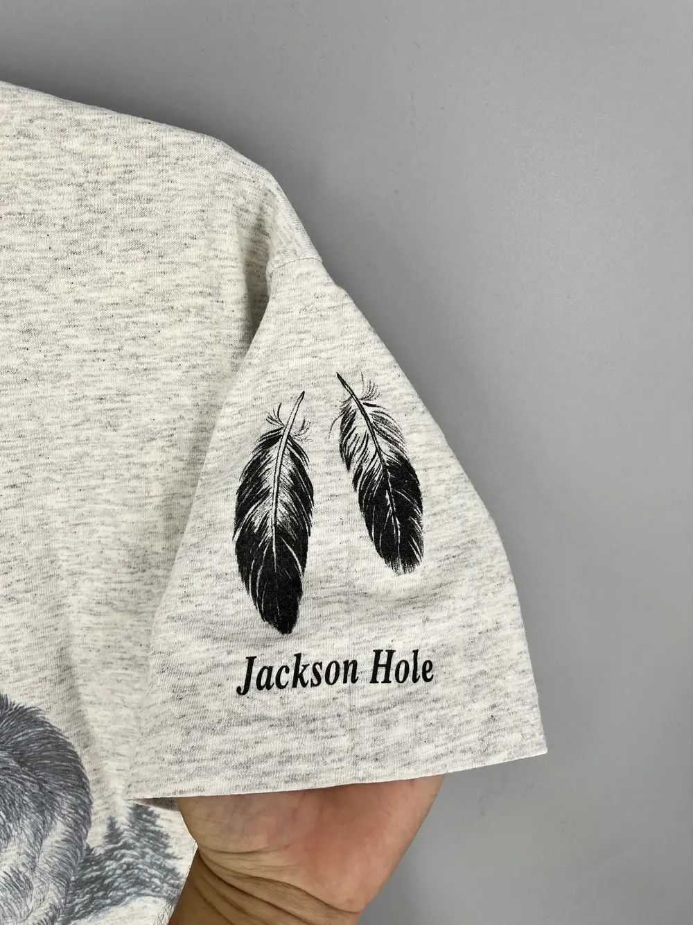Fruit Of The Loom Vintage Wolf Jackson Hole T Shirt Single Stitch Graphic Tee Size US L / EU 52-54 / 3 - 8 Thumbnail