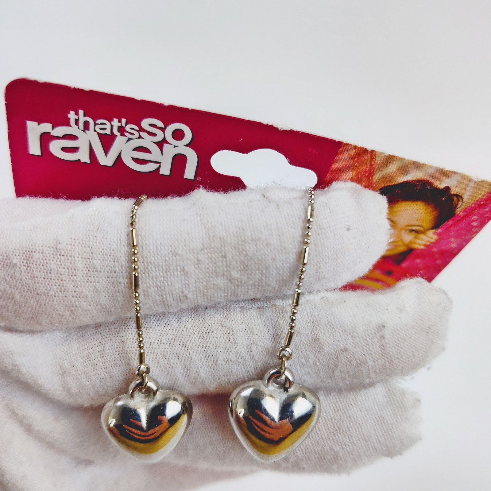 Disney That's So Raven SilverToned Heart Drop Earrings NWT RARE H2F Size ONE SIZE - 9 Thumbnail