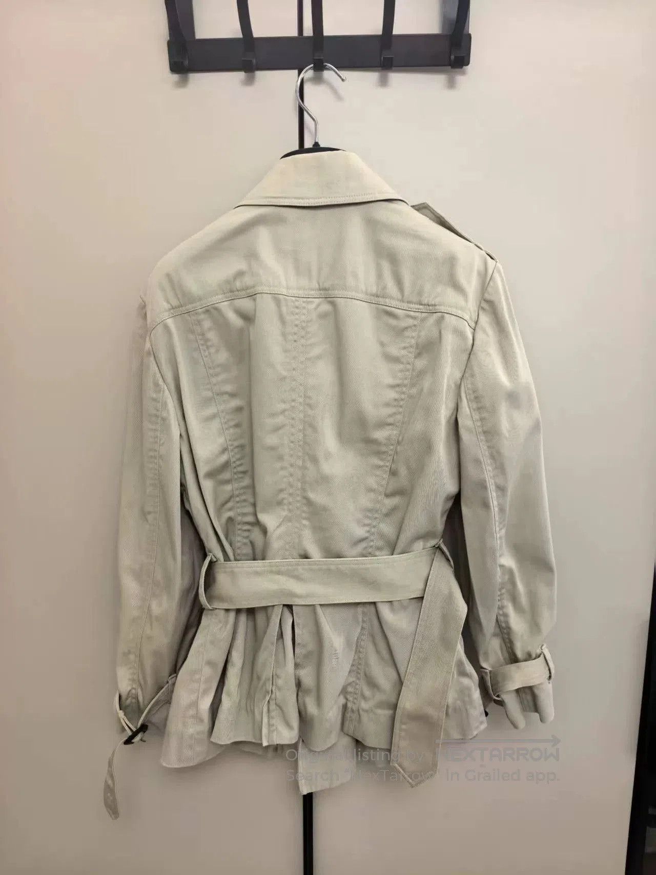 Burberry Burberry Women's Khaki Trench Coat. Size S / US 4 / IT 40 - 2 Thumbnail