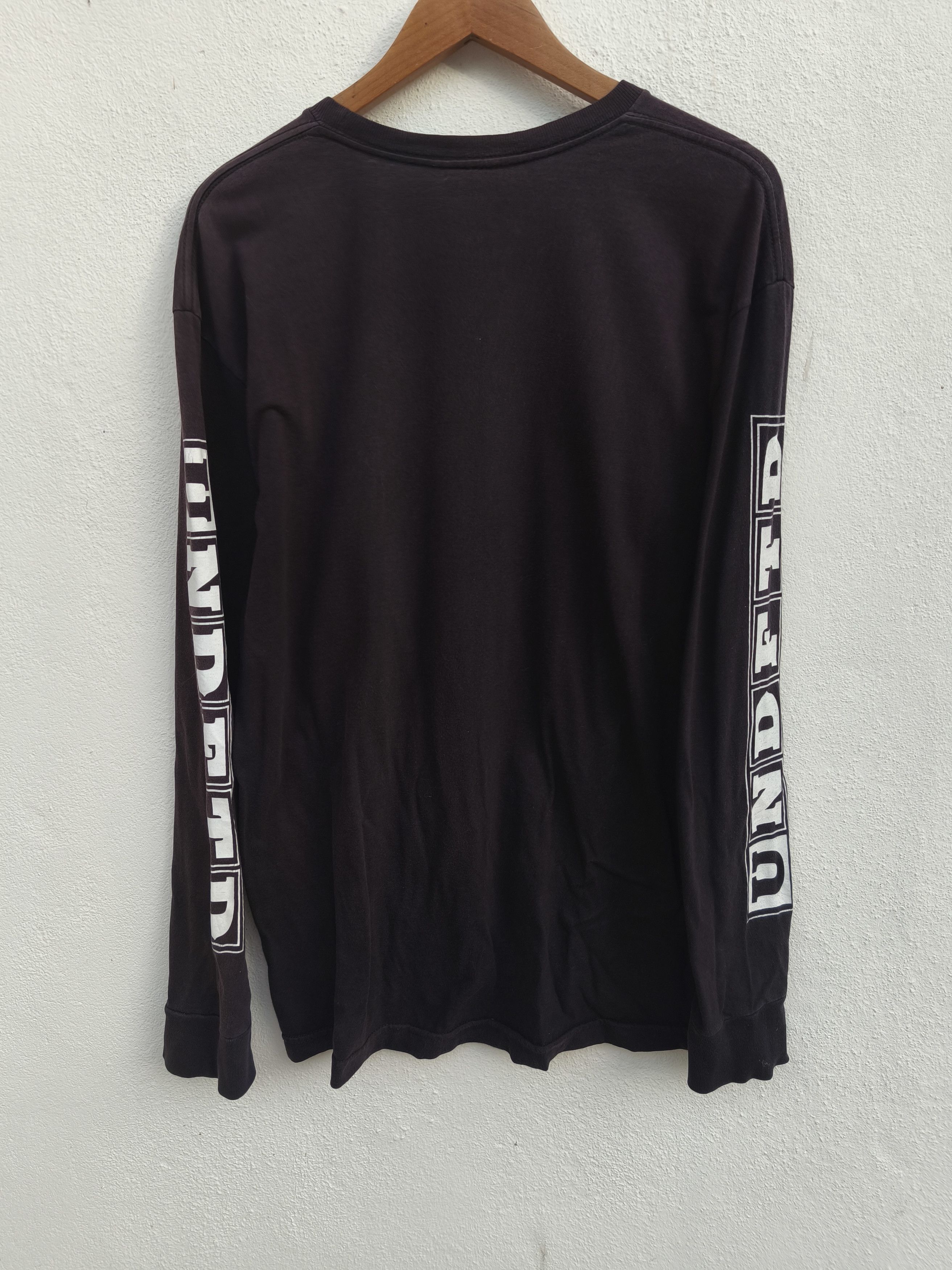 Undefeated Sun Faded Undefeated t shirt long sleeve Size US L / EU 52-54 / 3 - 7 Thumbnail