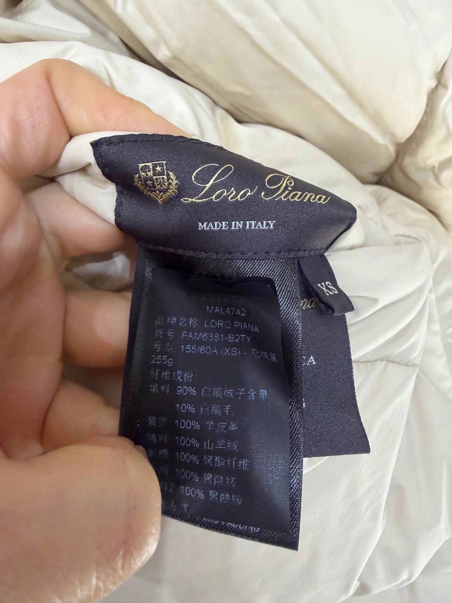 Loro Piana Loro Piana 2T Holiday White Down Puffer 99N XS O Size XS / US 0-2 / IT 36-38 - 5 Thumbnail