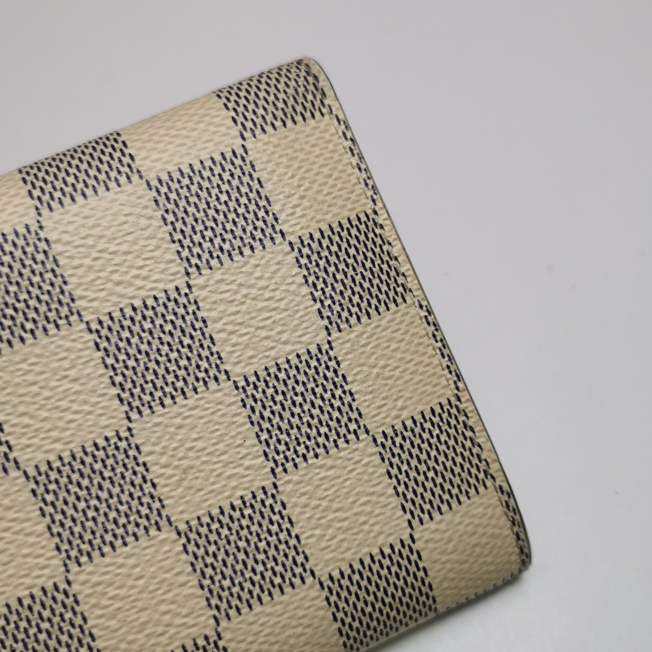 Louis Vuitton Louis Vuitton (LV) Victorine Checkerboard Snap Wallet -y250 Size ONE SIZE - 7 Thumbnail