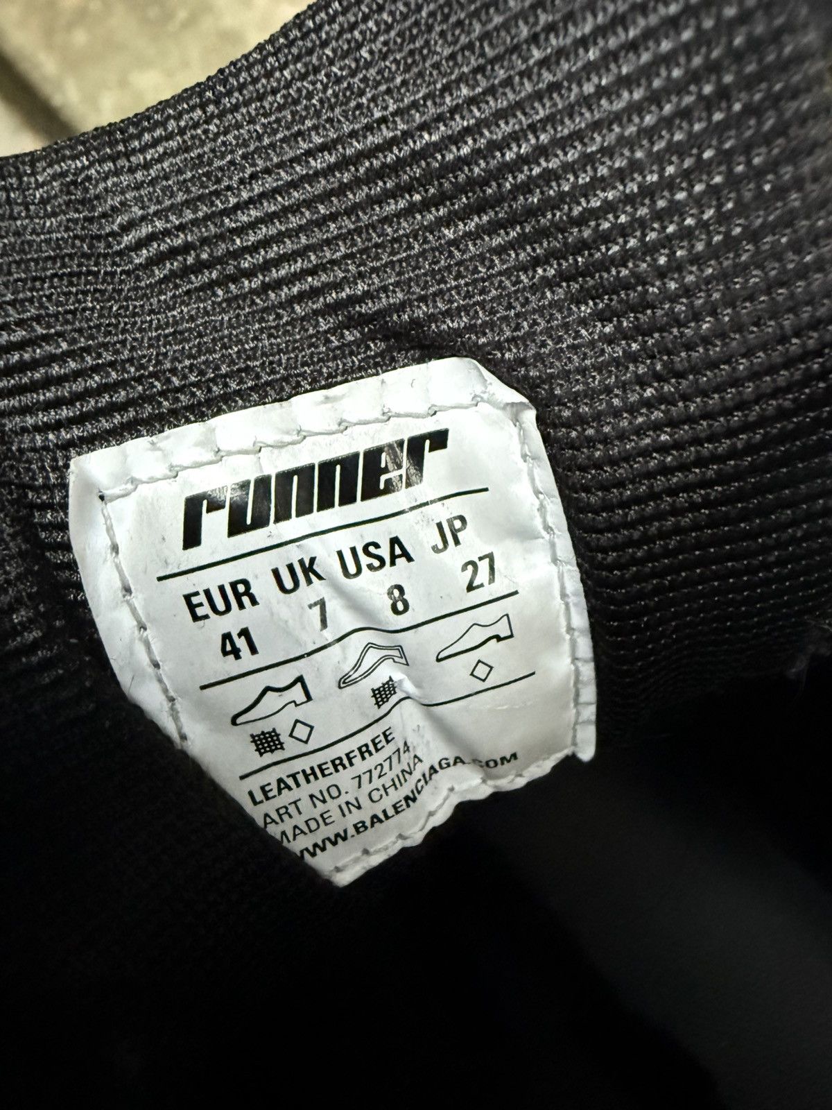 Balenciaga Balenciaga Triple Black Runner 41 Size US 8 / EU 41 - 9 Thumbnail