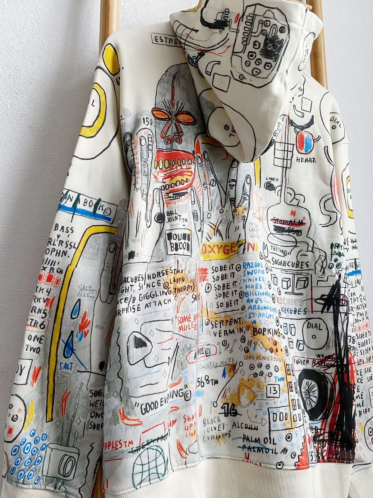 H&M × Jean-Michel Basquiat × Who Decides War WHO DECIDES WAR x BASQUIAT x H&M RELAXED FIT COTTON HOODIE Size US S / EU 44-46 / 1 - 20 Thumbnail