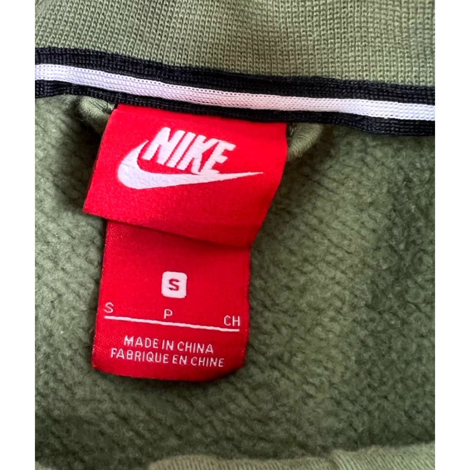 Nike Women Nike Rally Varsity Jacket Fleece Green Small Snap Button Long Sleeve Collared Not N/A Size S / US 4 / IT 40 - 7 Thumbnail