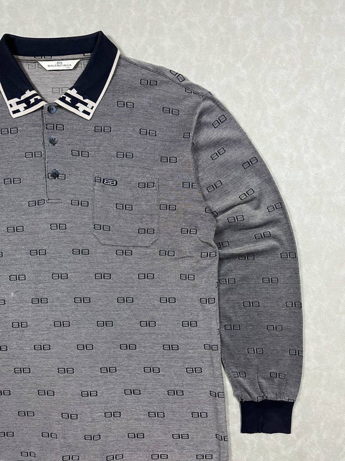 Balenciaga 90s Balenciaga monogram polos Size US M / EU 48-50 / 2 - 3 Thumbnail