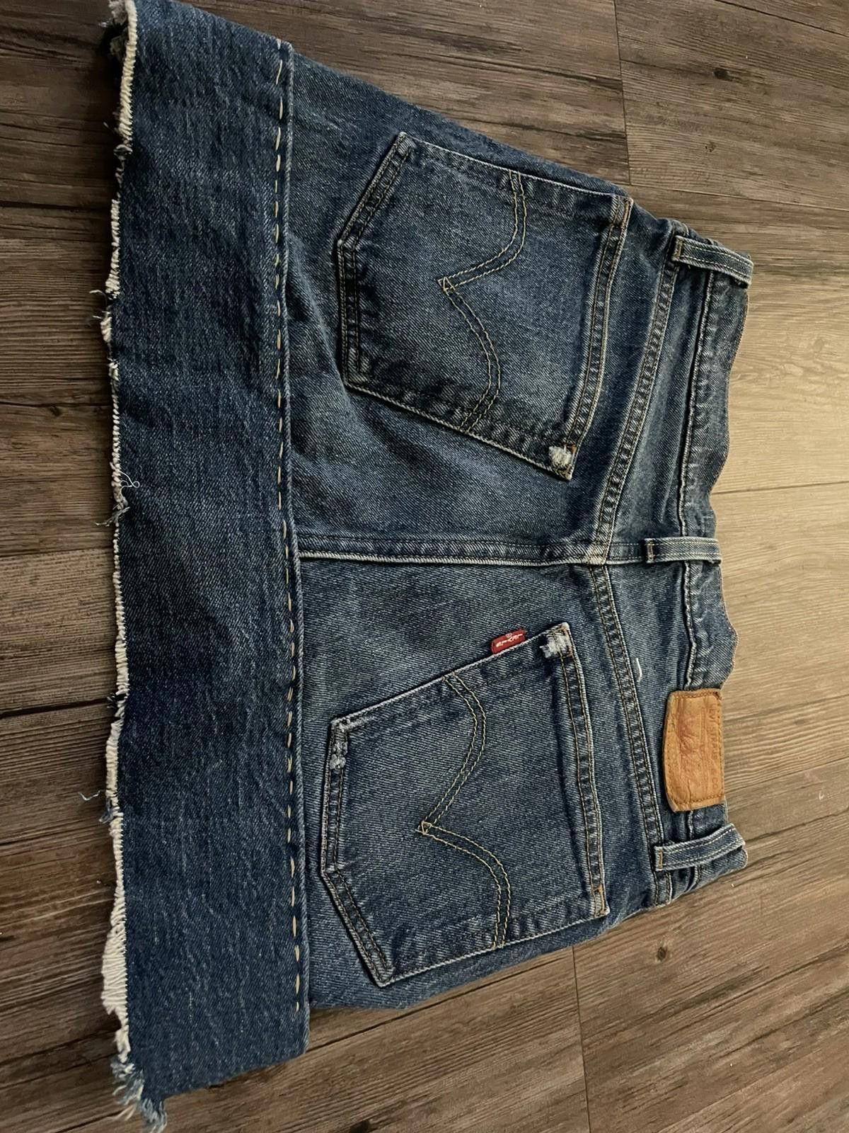 Levi's Handmade Levi’s Denim Patchwork Hearts Skirt Women's Sz 28 Size 30" / US 8 / IT 44 - 3 Thumbnail