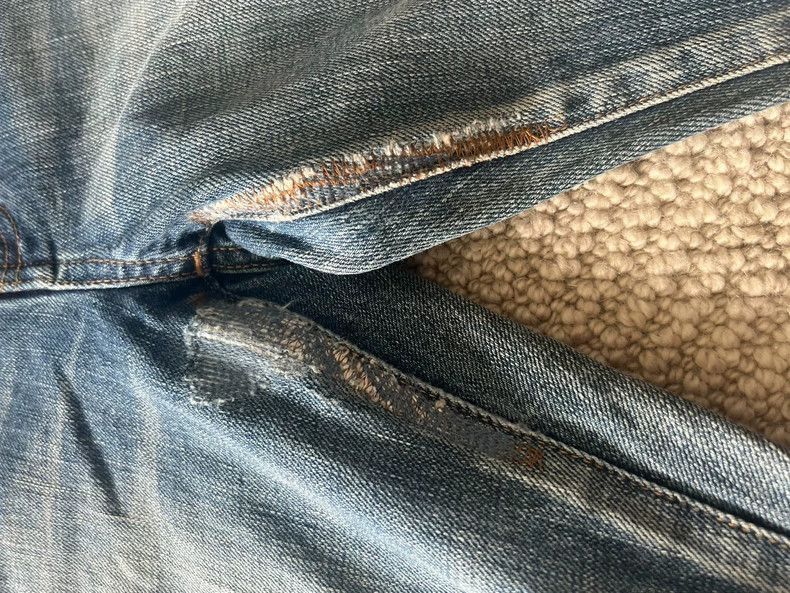 Saint Laurent Paris Saint Laurent Distressed Denim Jeans- Size US 32 / EU 48 - 9 Thumbnail